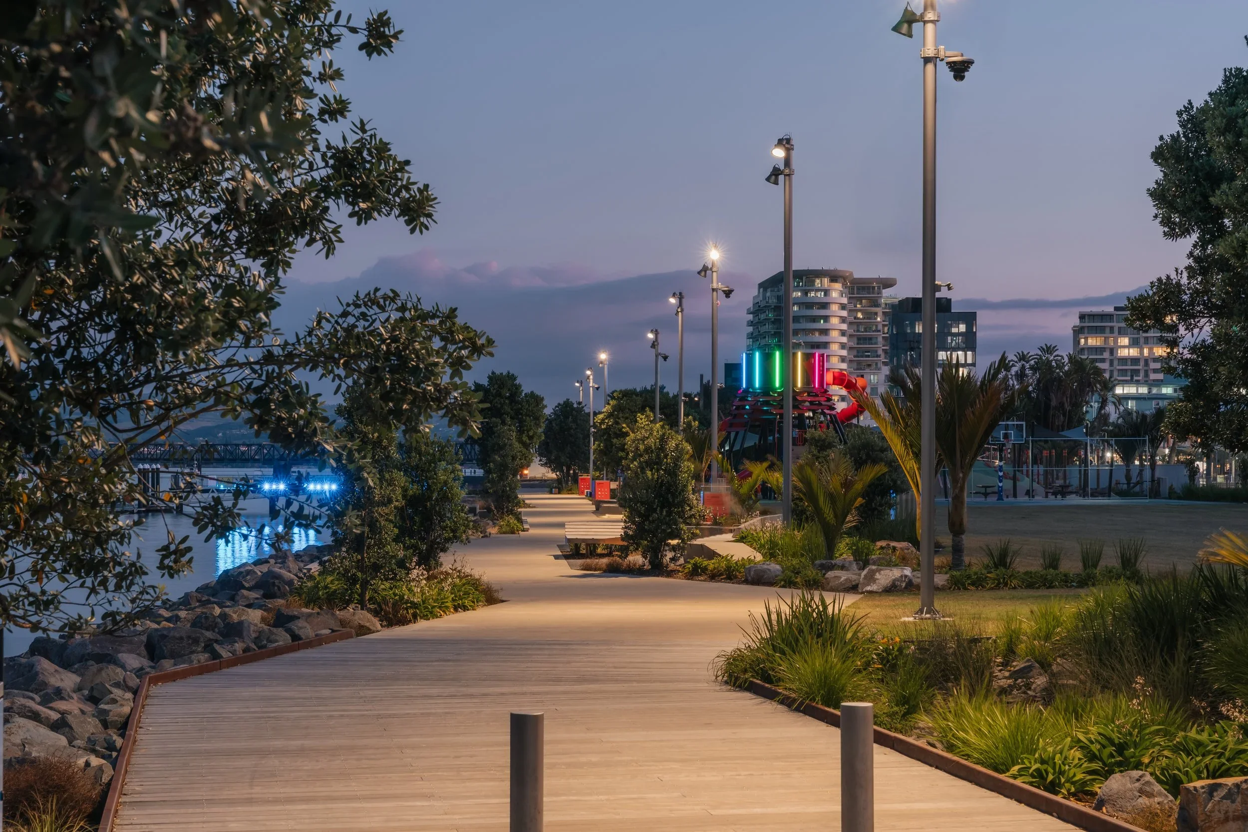HEB-Construction-Tauranga-Seawall-Boardwalk-032025-73.jpg.webp