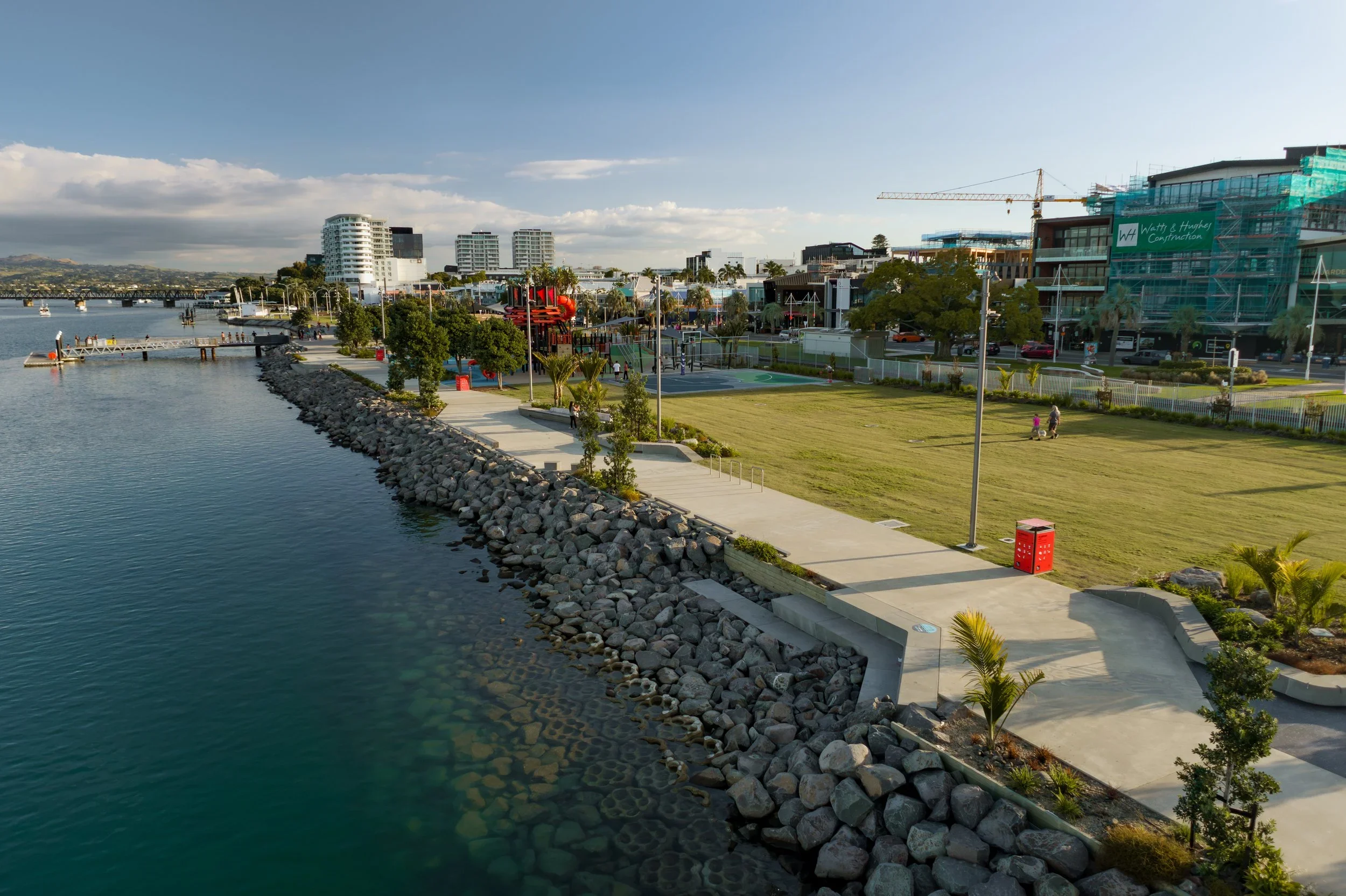 HEB-Construction-Tauranga-Seawall-Boardwalk-032025-2.jpg.webp
