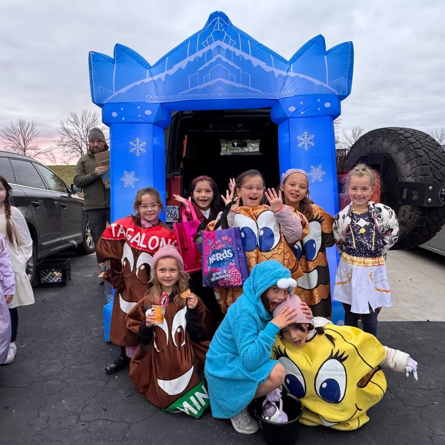 Trunk or Treat was a spooktacular success! Everyone had so much fun checking out creative trunks, collecting candy, and enjoying a night of Halloween fun!
The winning for best trunk was the K-Pop Demon Hunters themed trunk! 
A huge thank-you to our L