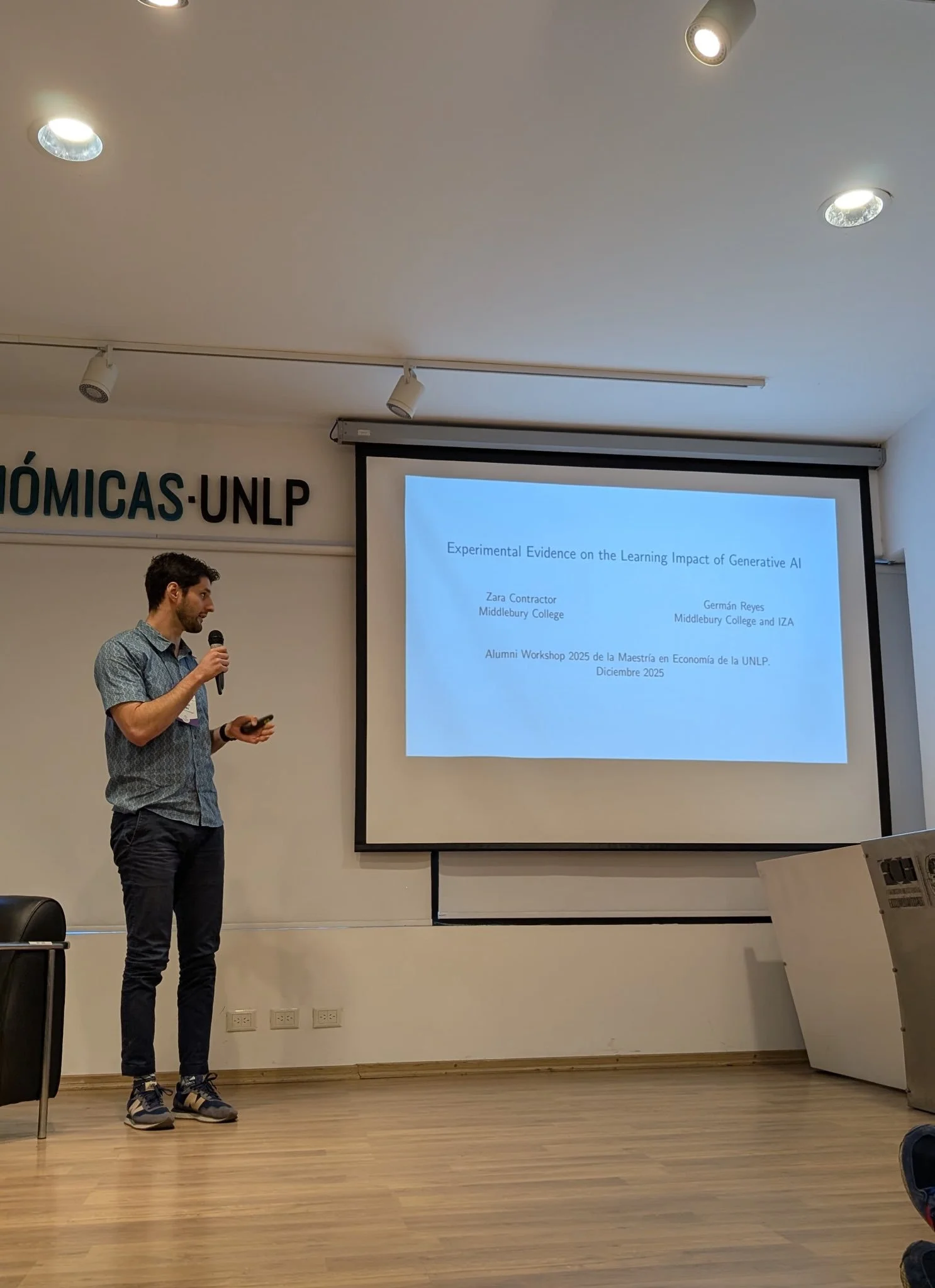 G8iNL9NWIAAingR.jfif