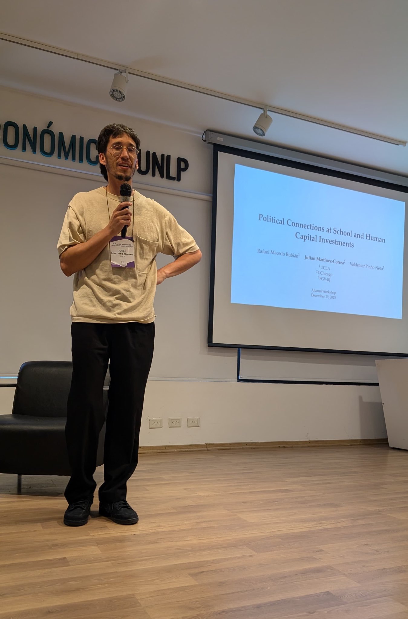 G8jN7hfW8AAIpga.jfif