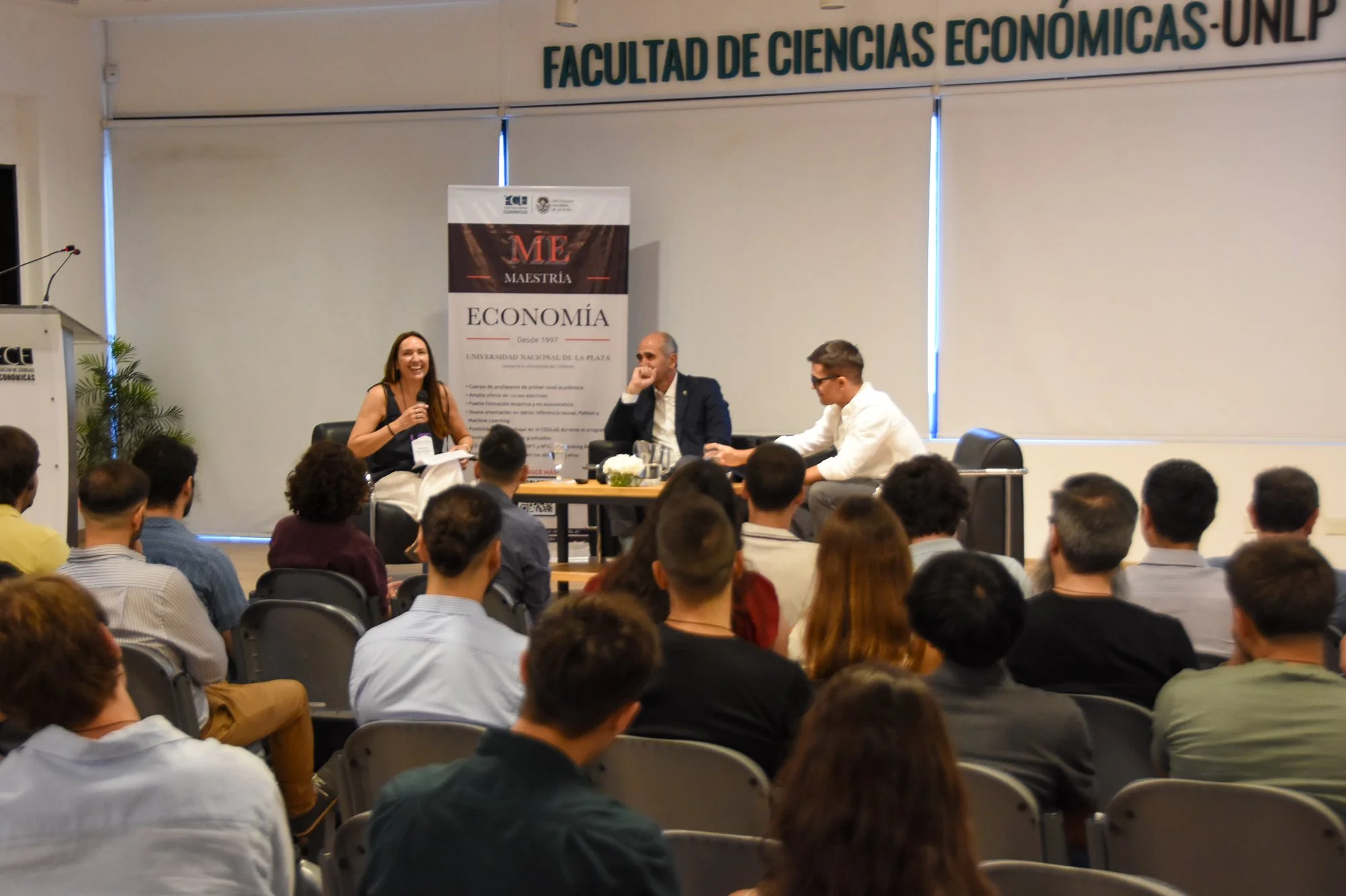 G8iIQYCXYAAVpmu.jfif