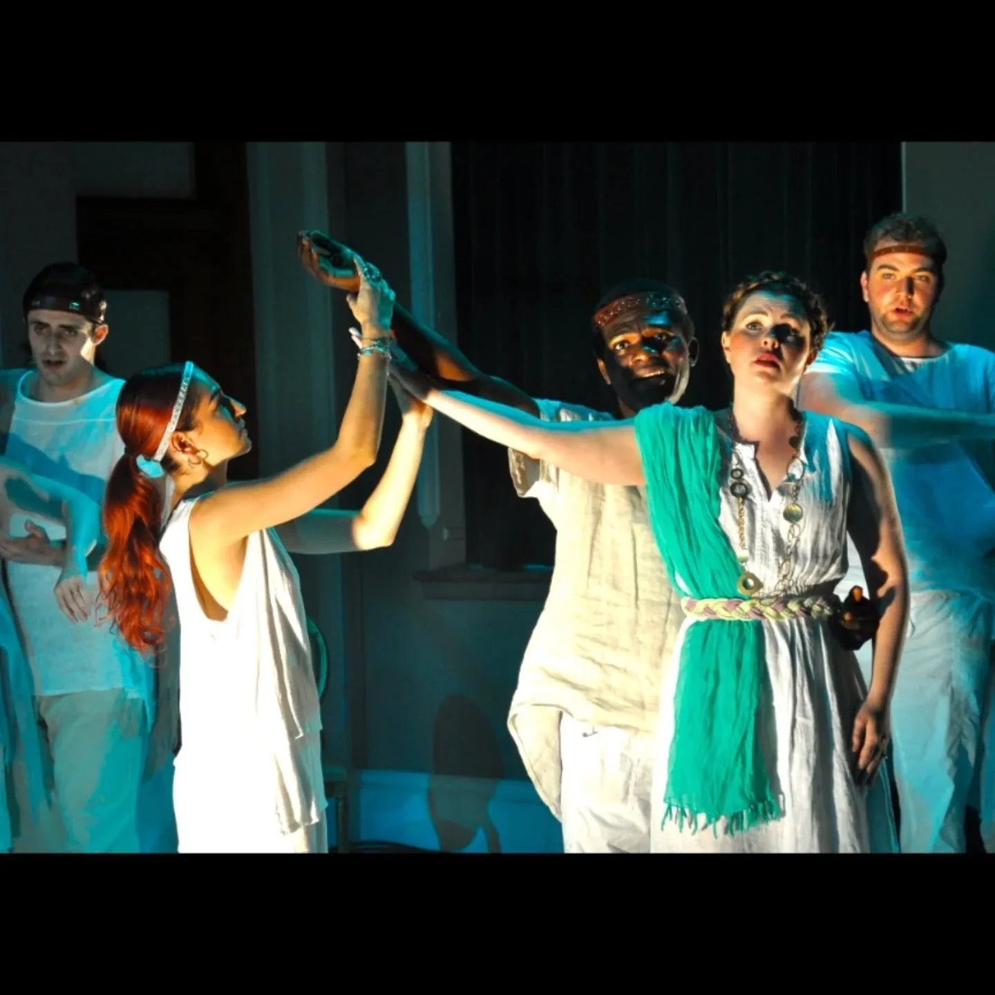 Happy World Opera Day!

Opera and I have an interesting relationship. It's never been my end goal and I have always felt more at home with concert repertoire, early music, and oratorio than with opera. But I have an immense gratitude for the experien