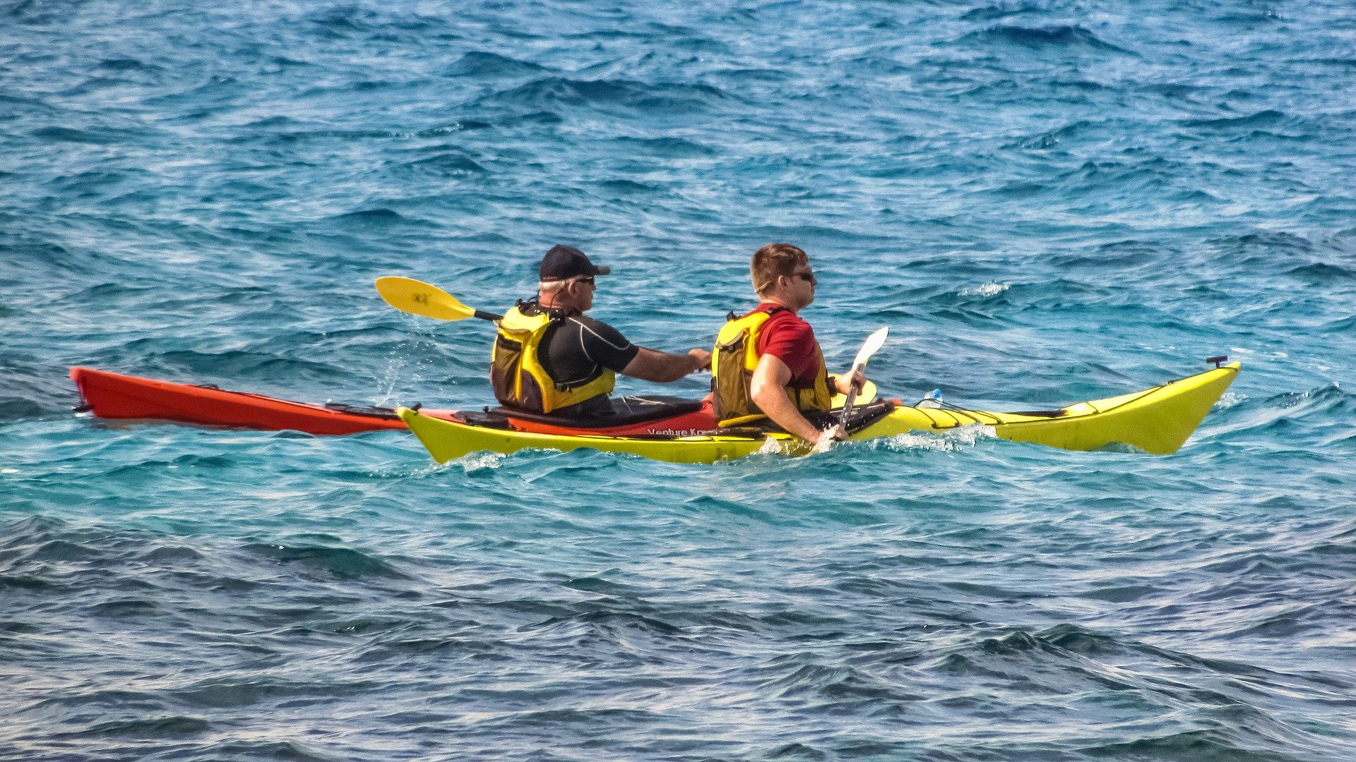 canoe-kayak-2895795_1920.jpg