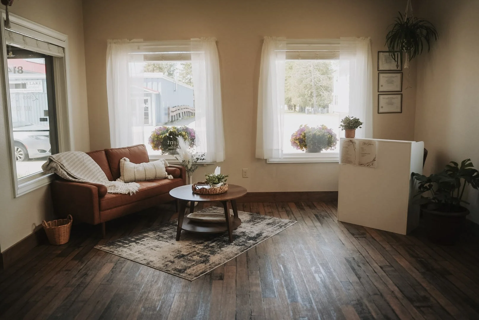 Lavon Haven Salon & Barber 