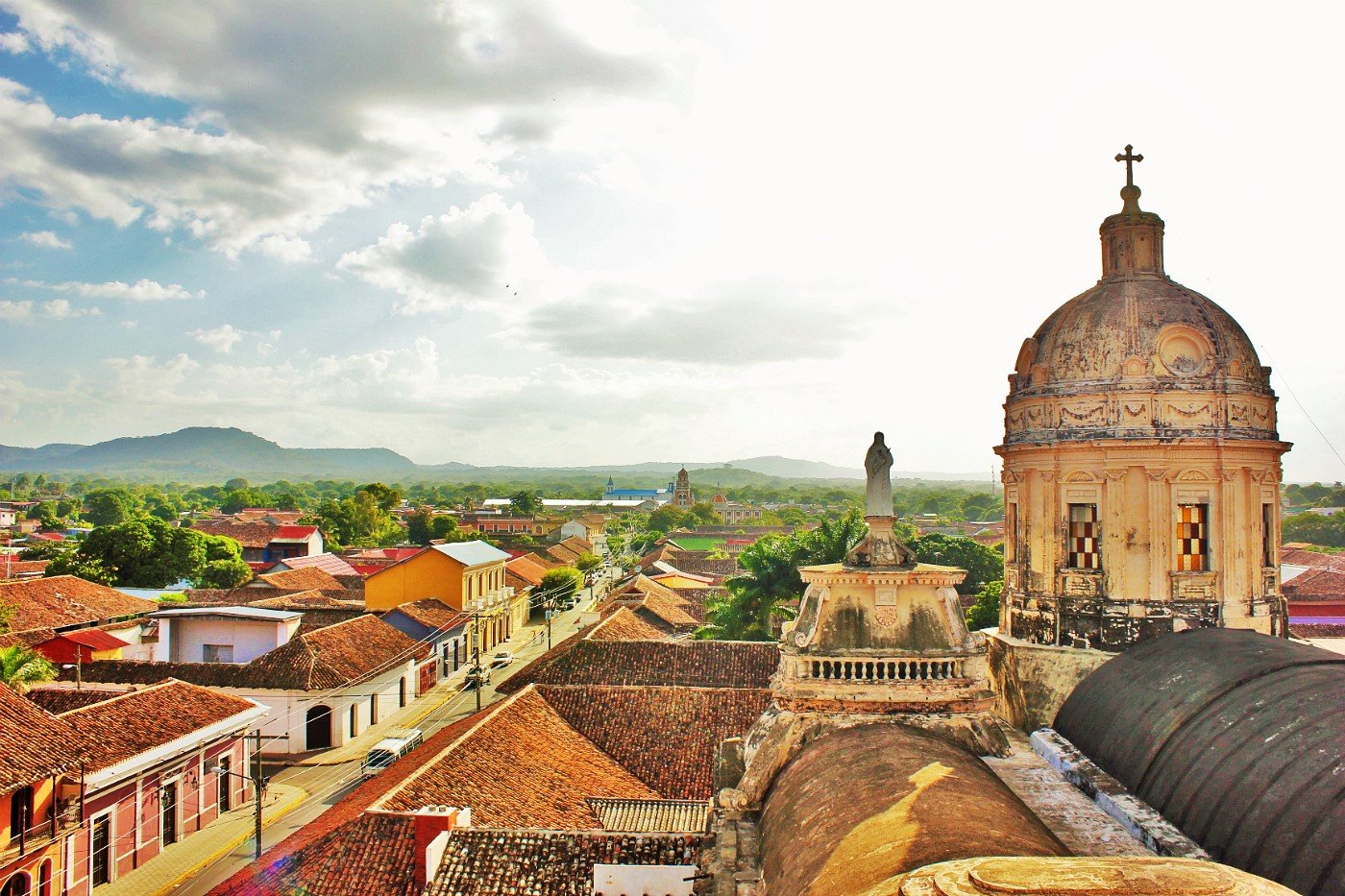View-over-beautiful-Granada-Nicaragua-Charlie-on-Travel.jpg