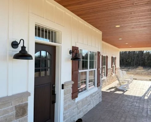 Custom Entryway Mudroom Conversion