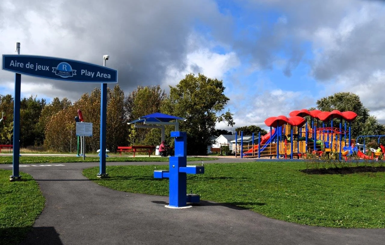 Aire de jeux.jpg