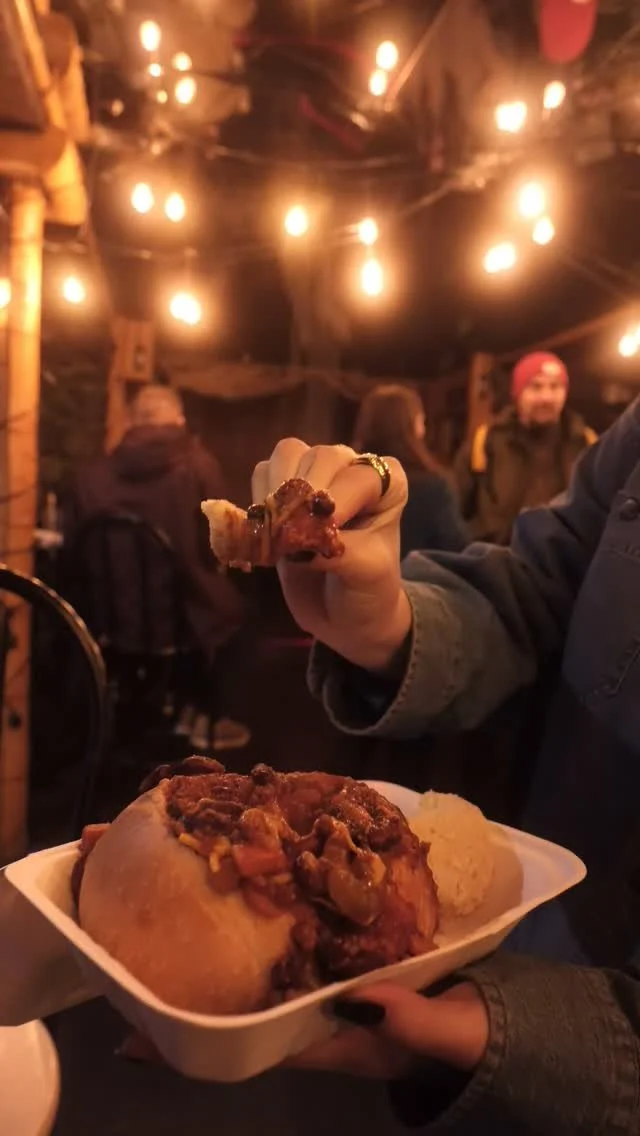 Canada’s one and only plant-based night market is back and accepting vendors for the Holidays! 
Join us Thursday, December 4th at HI Jericho Hostel from 5:30-9:30pm for an evening of shopping, live music, giveaways, movies, workshops, and lots