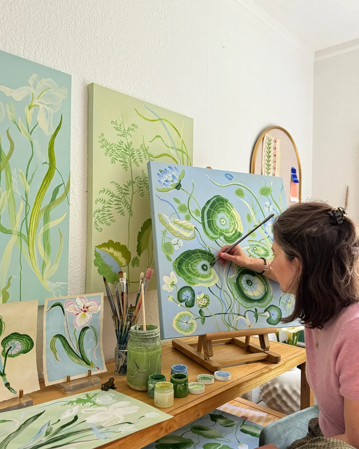 Had the pleasure of meeting with the talented @sarahgordondesign to dive into her latest experimentations. Rooted in observation yet blooming with imagination, Sarah’s practice treads a compelling line between the scientific and the surreal. We