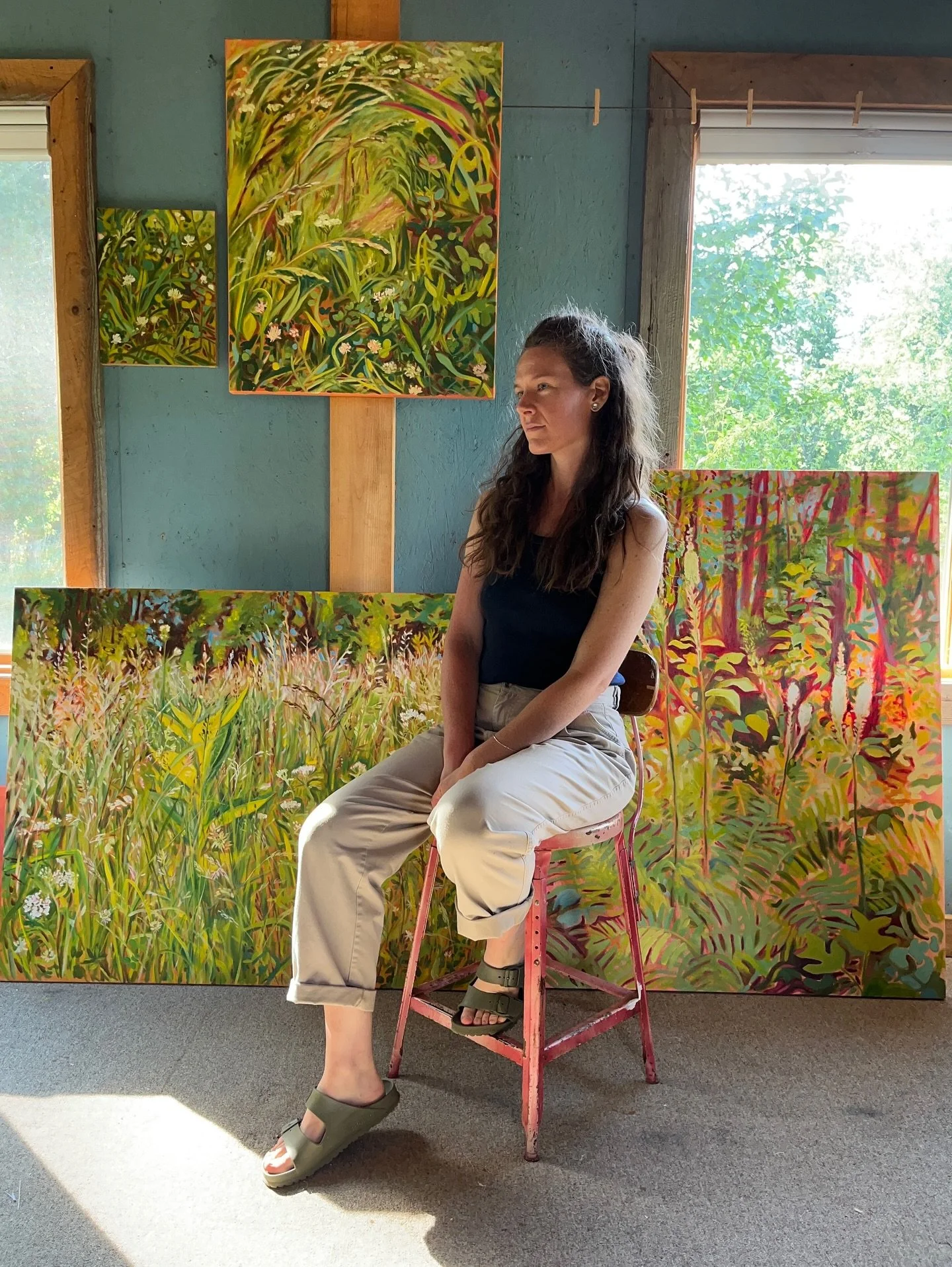 Catching up with artist @julialbollinger for one of our regular check-ins—always an energizing part of the season. We reviewed recent work and mapped out plans for fall. Her landscapes have been arriving with more ease lately—perhaps than