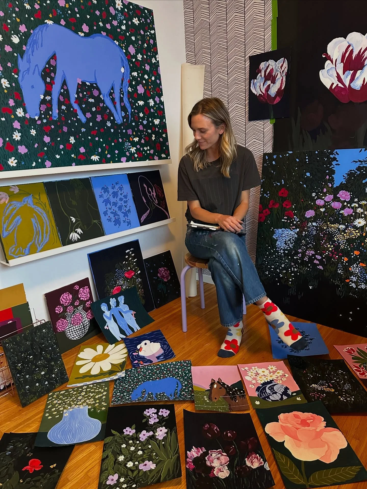 Snapped this pic of @janinemerkl a couple months ago when we met to discuss her recent studies; the ones that would inform her next drop (which is coming up soon!). Her pieces feel like windows into quiet moments: small, tender, and deeply intuitive.