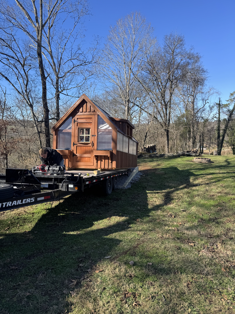 We offer complete hydraulic system service in the Nashville, TN area for your dump and tilt trailers