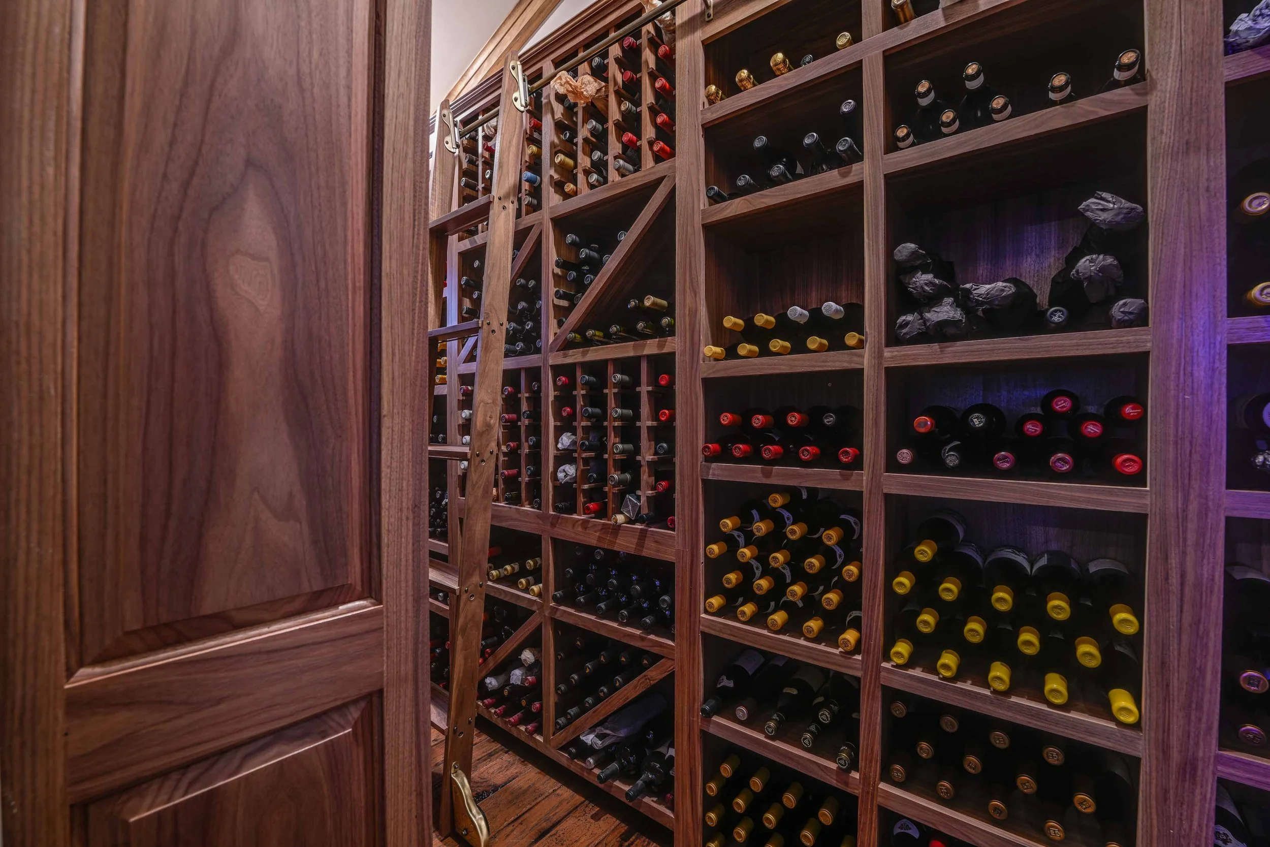 20230403-110 Chesapeake Ave-283blended-Squarespace.jpg