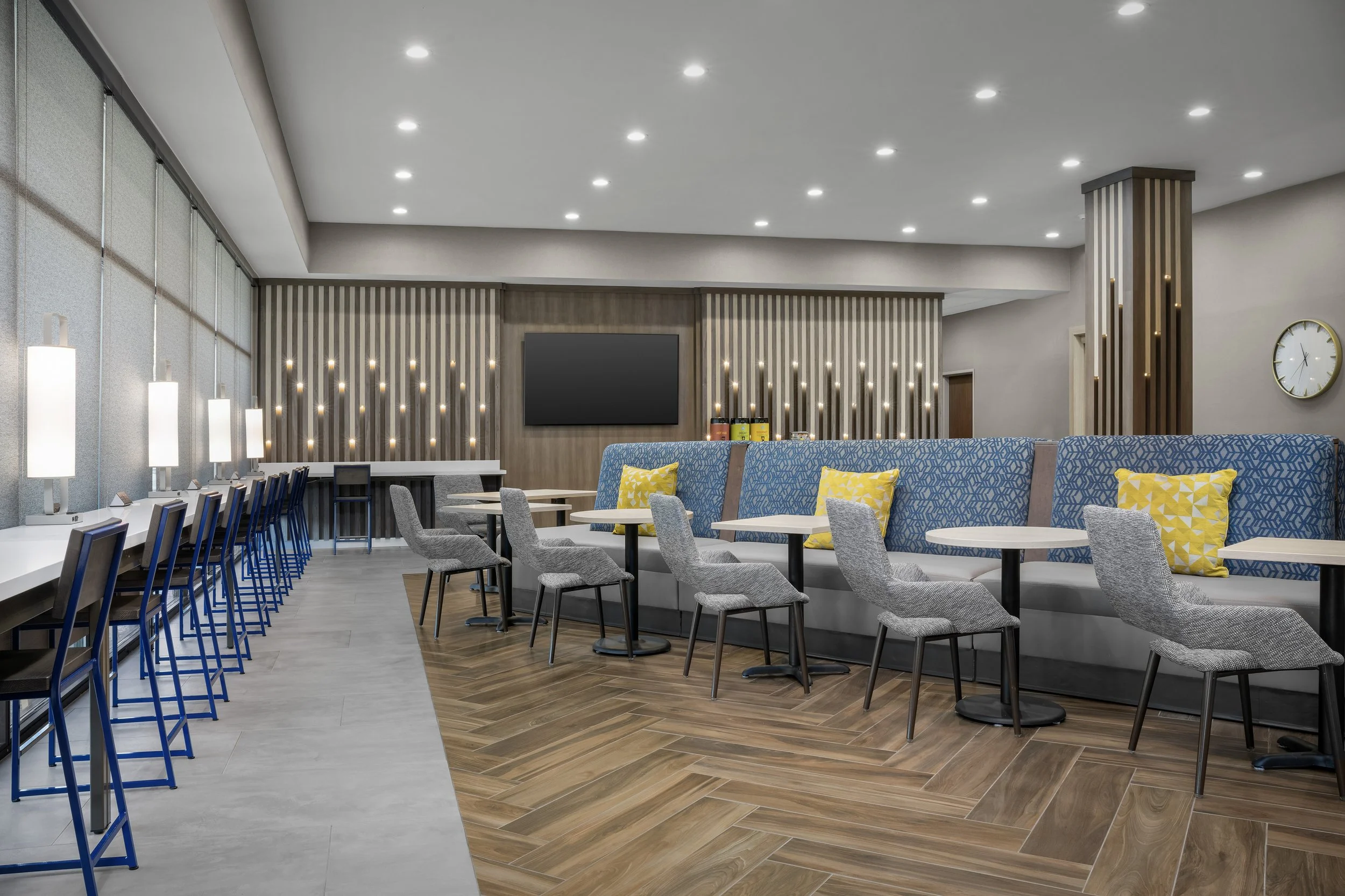 BHMCLHT_AL_CULLMAN_HM2_LOBBY1.jpg