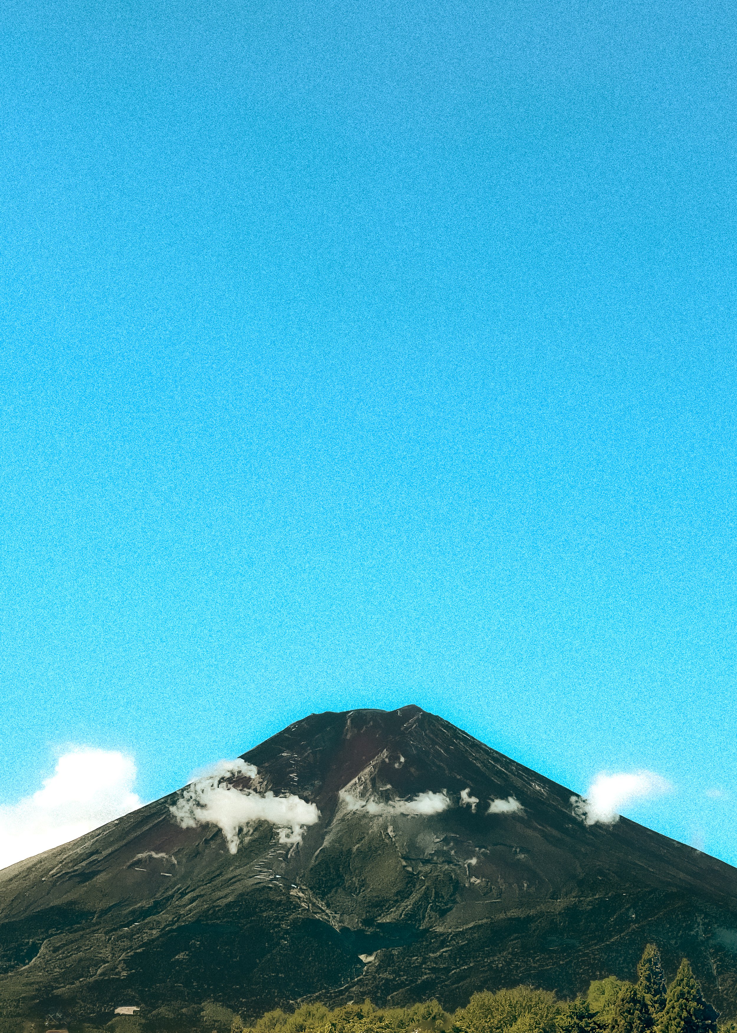 "Clarity in Fuji"
Print Sizes Available: 4X6, 5X7, 18x24
Quantity: 2, 2, 1 Framed