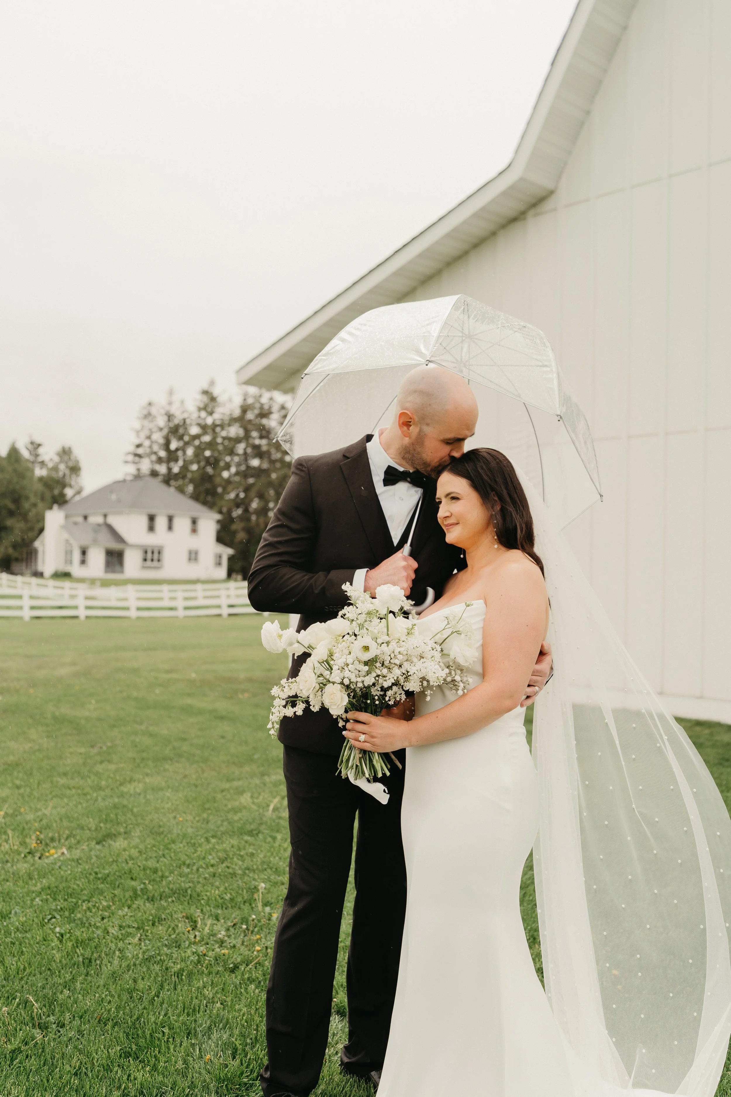 Spring wedding white flowers