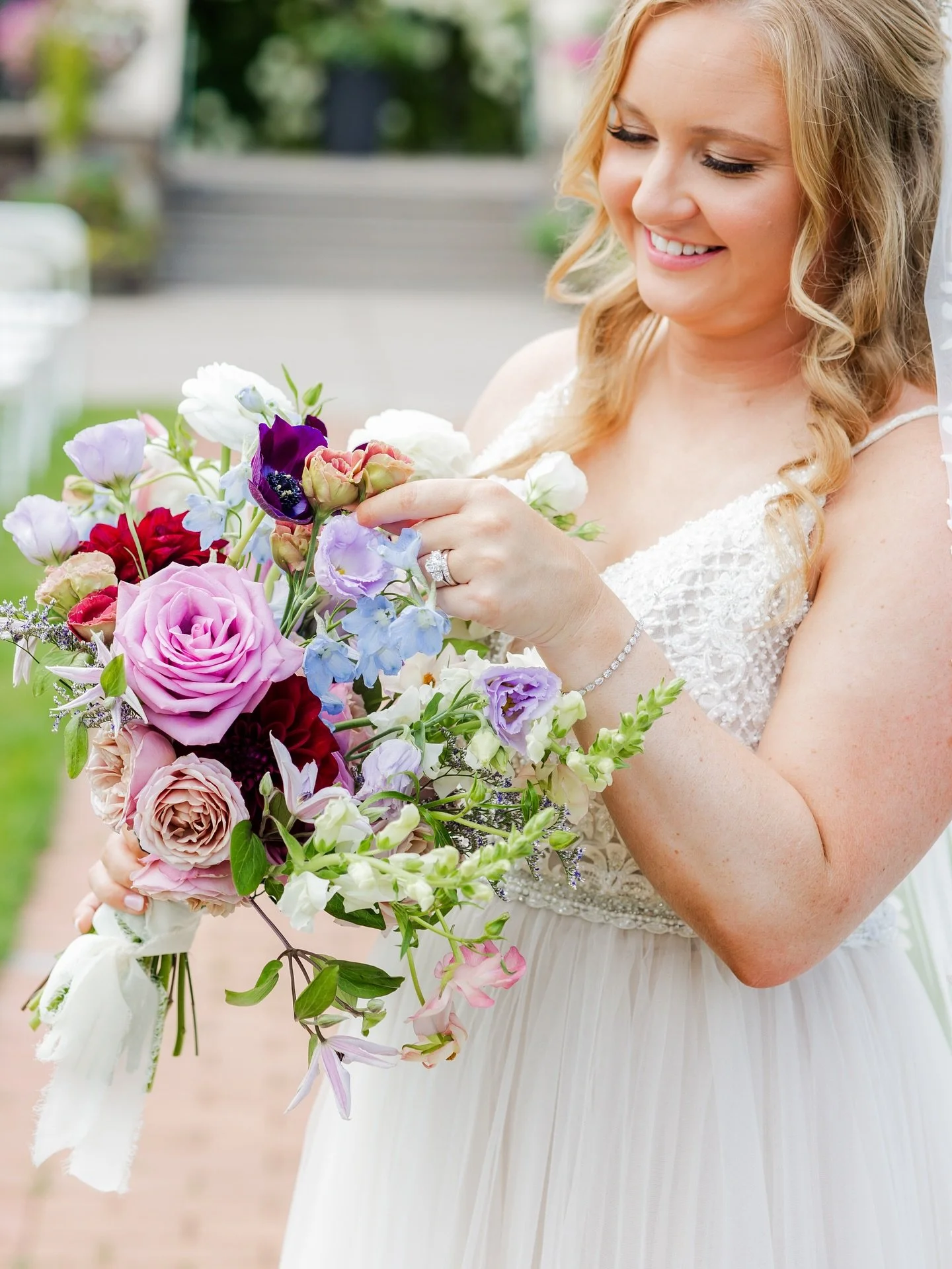 The sweetest bride, and I have to say, I just love the colors she chose. They perfectly captured the happiness and joy I felt from this couple on their wedding day. Nothing makes me happier as a florist than when a bride is absolutely in love with he