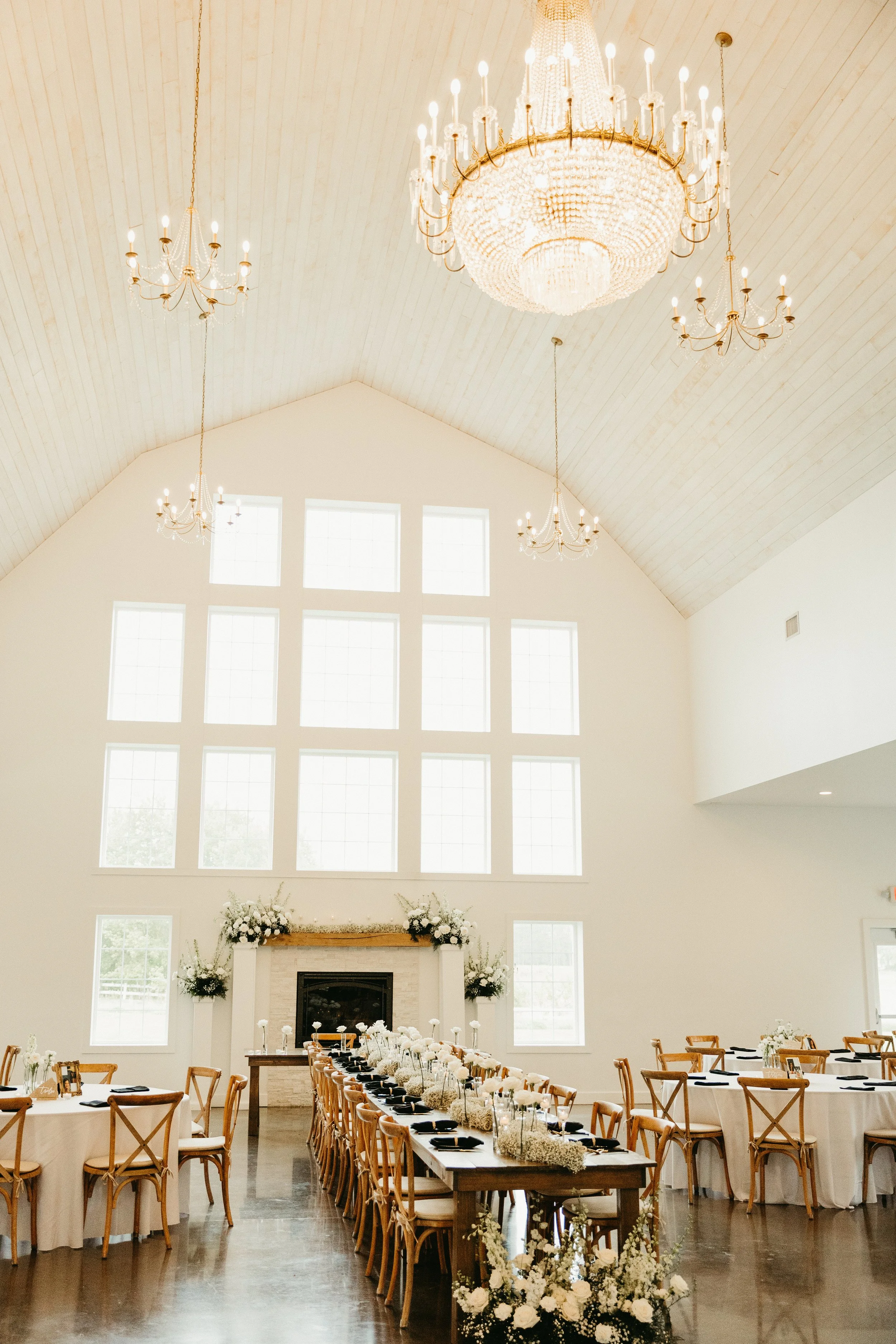 Wedding dinner flowers, centerpieces