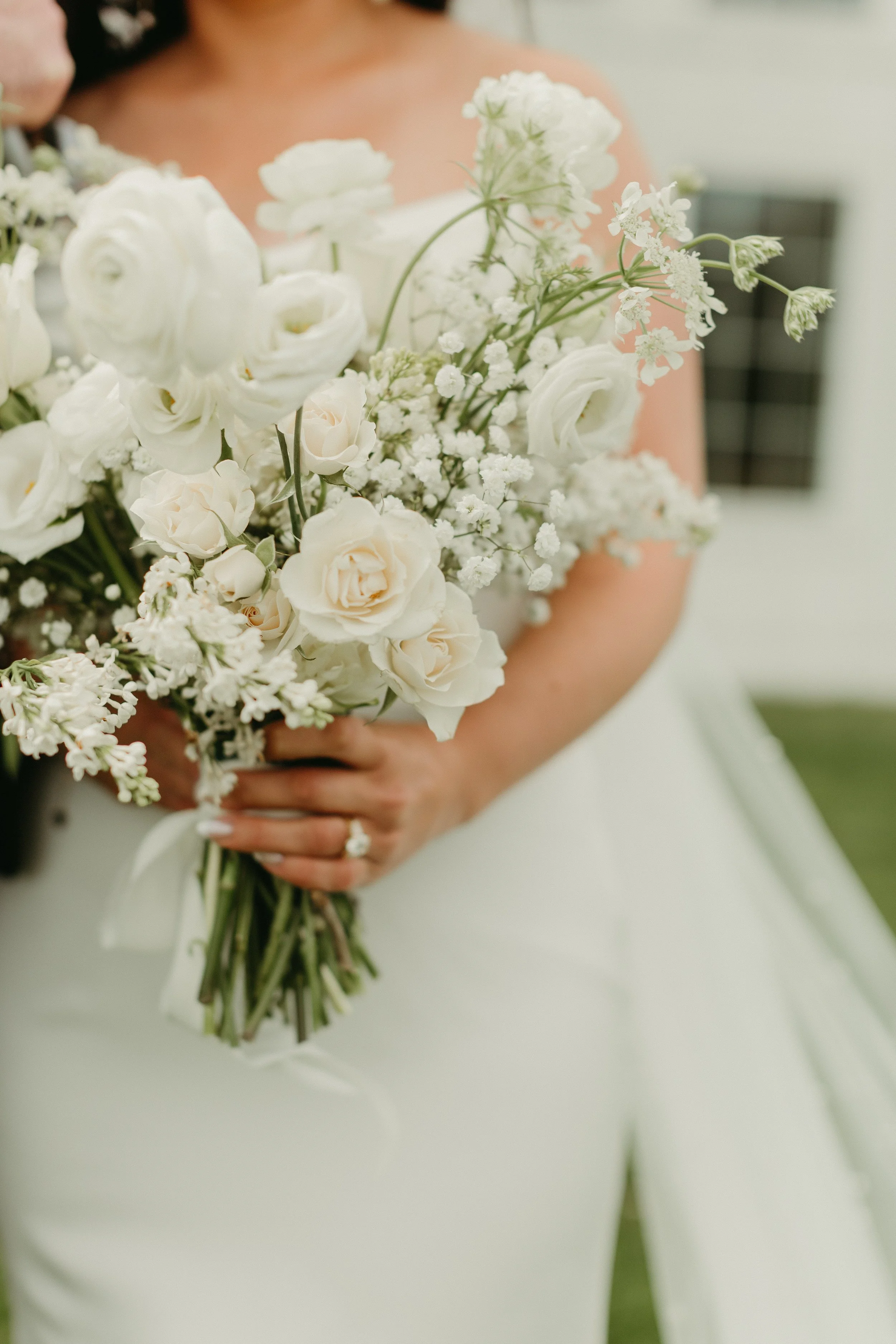 White spring bridal bouquet