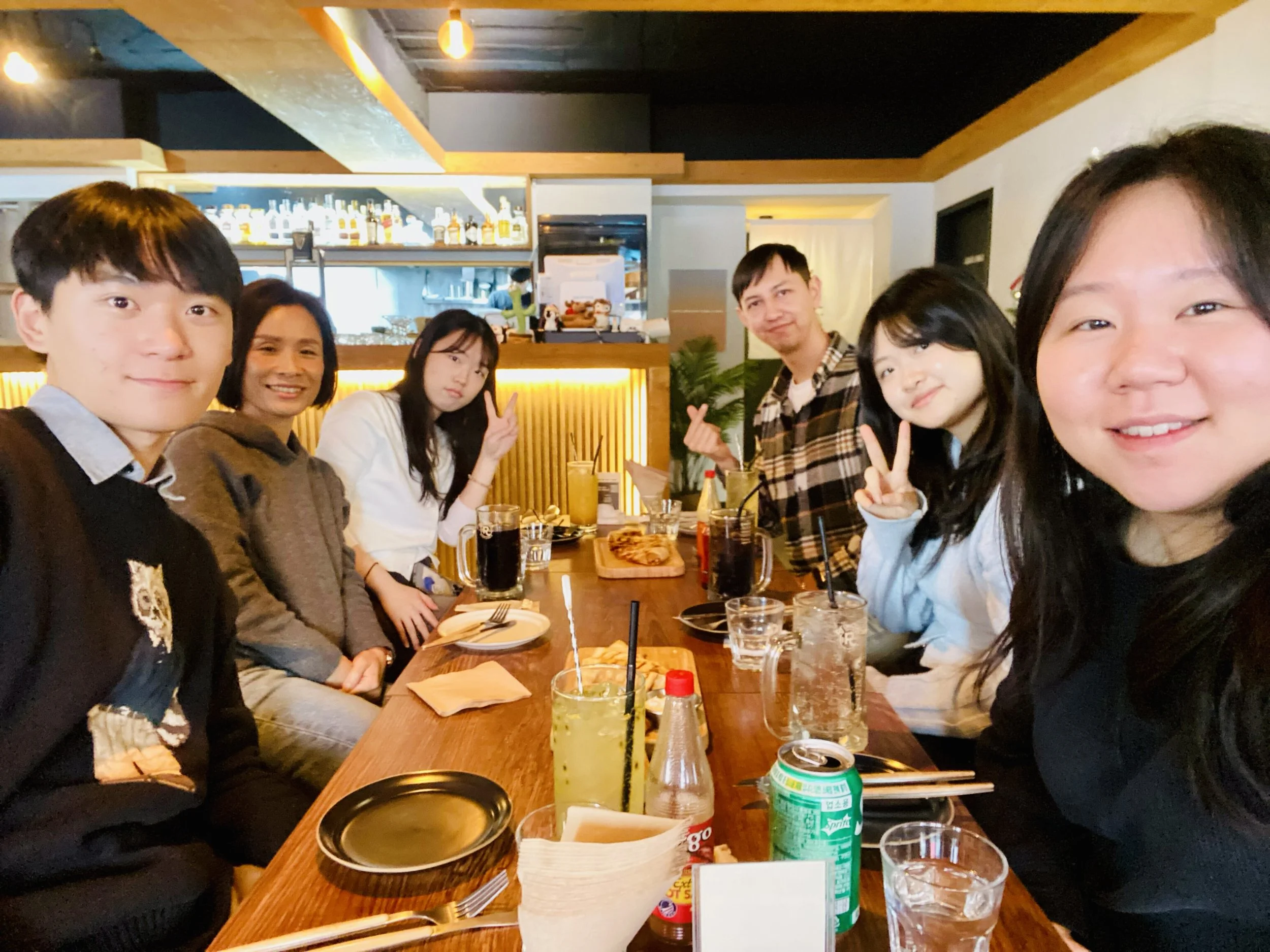 Celebrating the end of internship! (2025.11.26) 