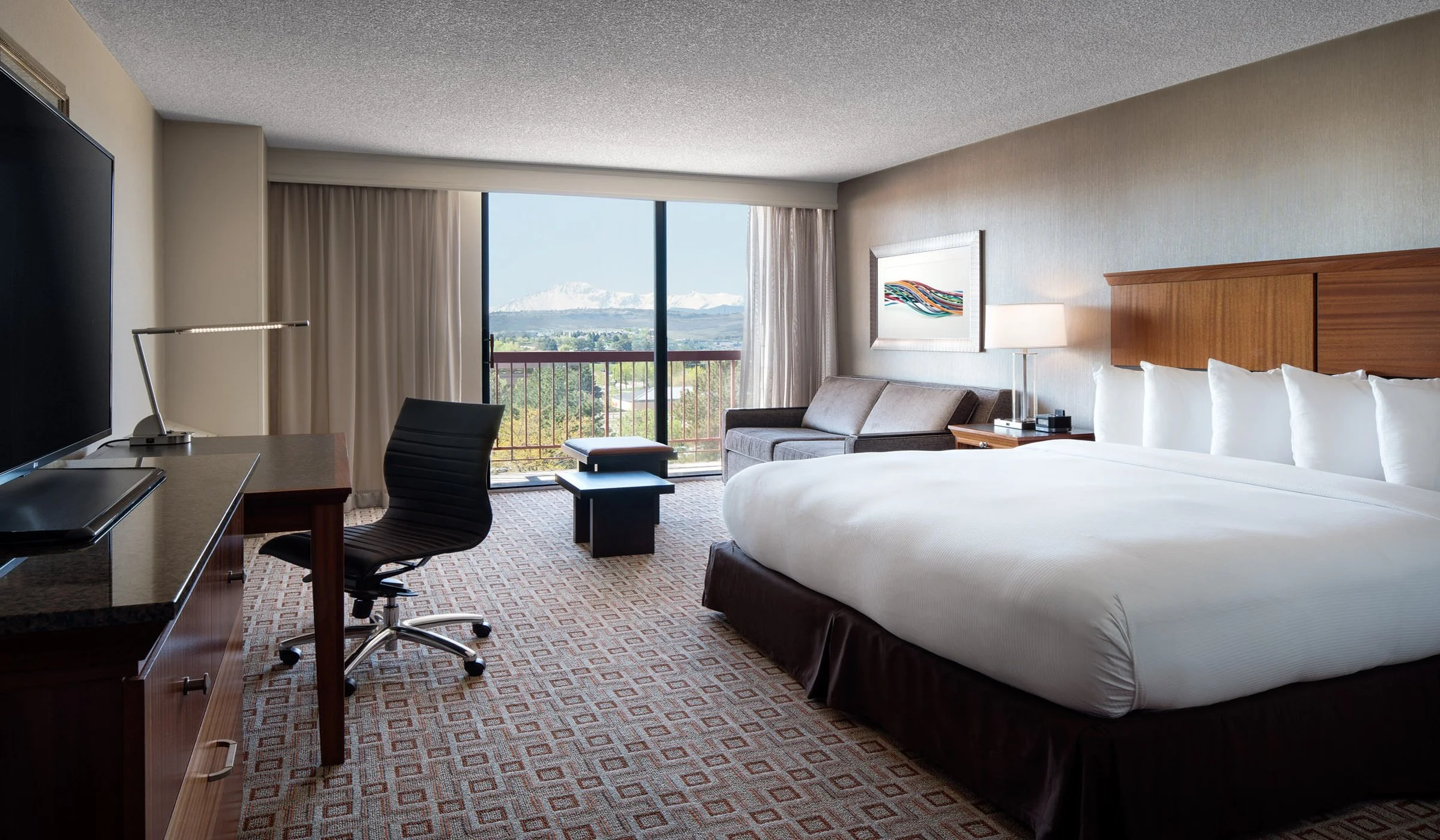 Doubletree Dever - King Room.jpg