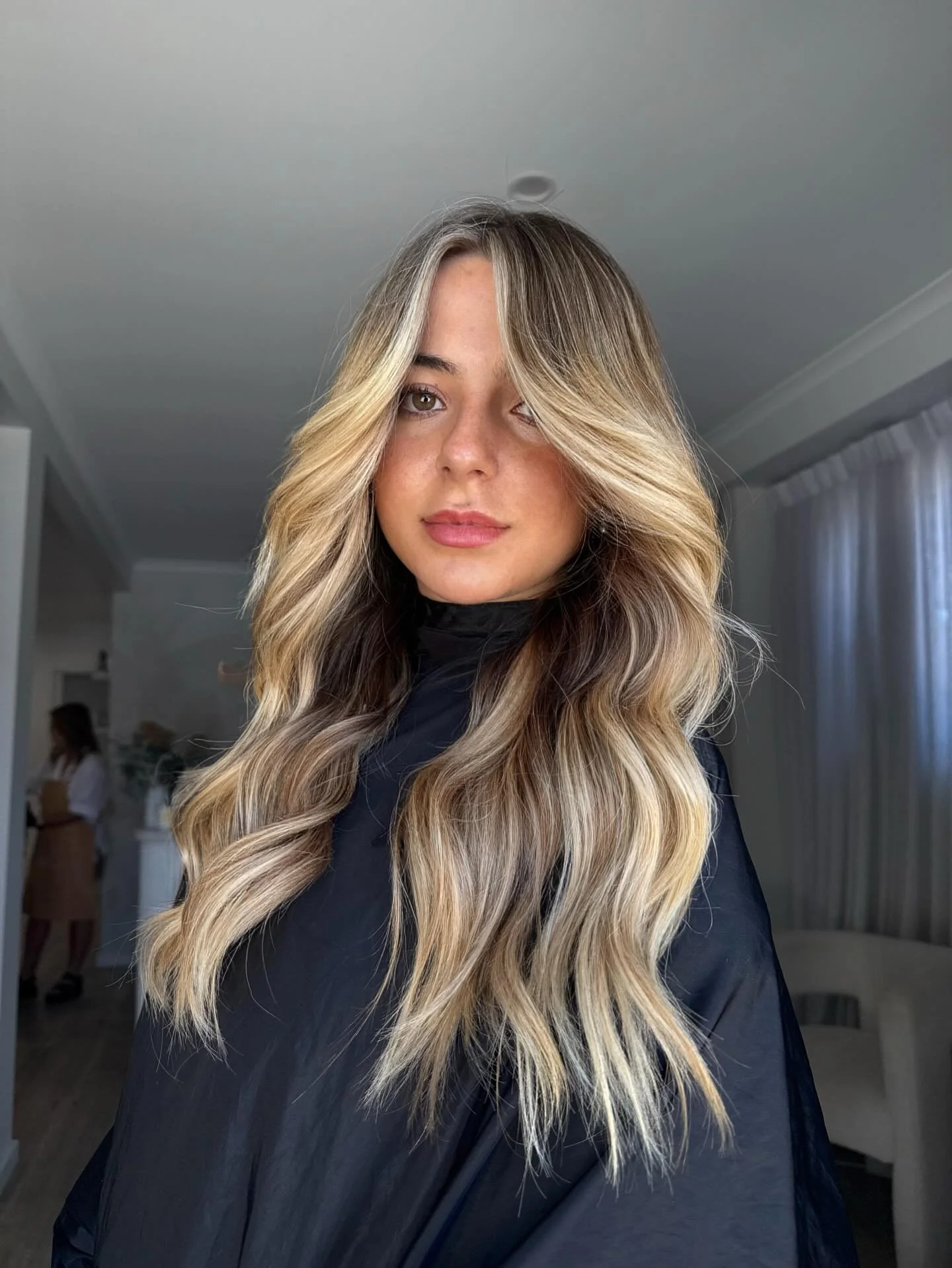 We are loving all the clients embracing Tonal shades, 
Does your hat colour suit your skin tone?? 

Feeling washed out? Dull book a consultation with our talented team. 

Hair mastered by Shiloh. 

#tonalblondes #hairdressersunshinecoast #colourist #