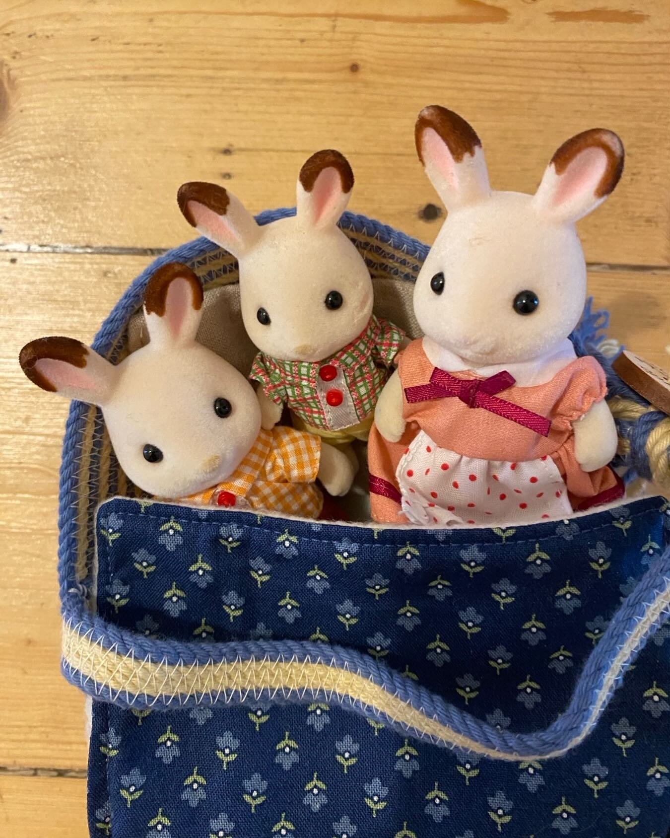 With the school holidays here, it&rsquo;s a little reminder to slow down and connect with yourself and those you love the most. A bit of playfulness goes a long way when it comes to recharging our battery 🎉