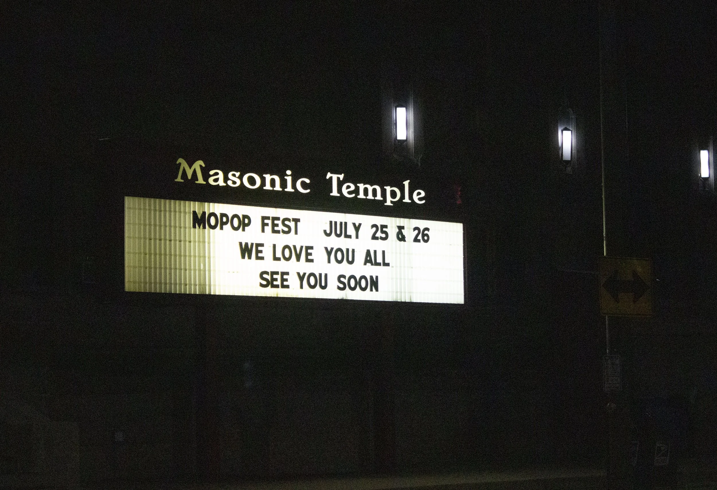 sign3.1.jpg