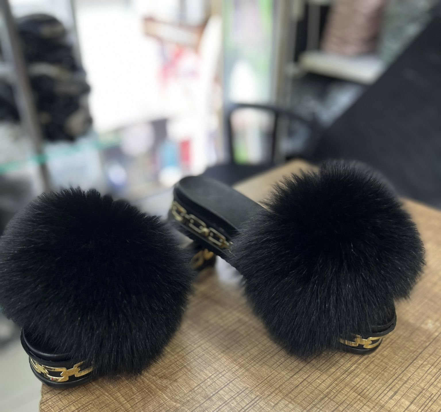 Women’s Fox fur slides