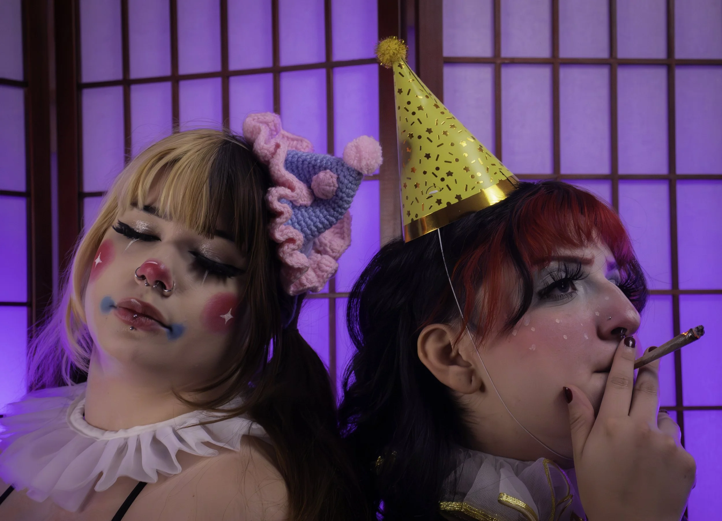 Digital Image (2024)
Canon EOS Rebel SL3
Models: Kat Little (ig: @katthekuunt) & Sativa Raye (ig: @sativaraye666)