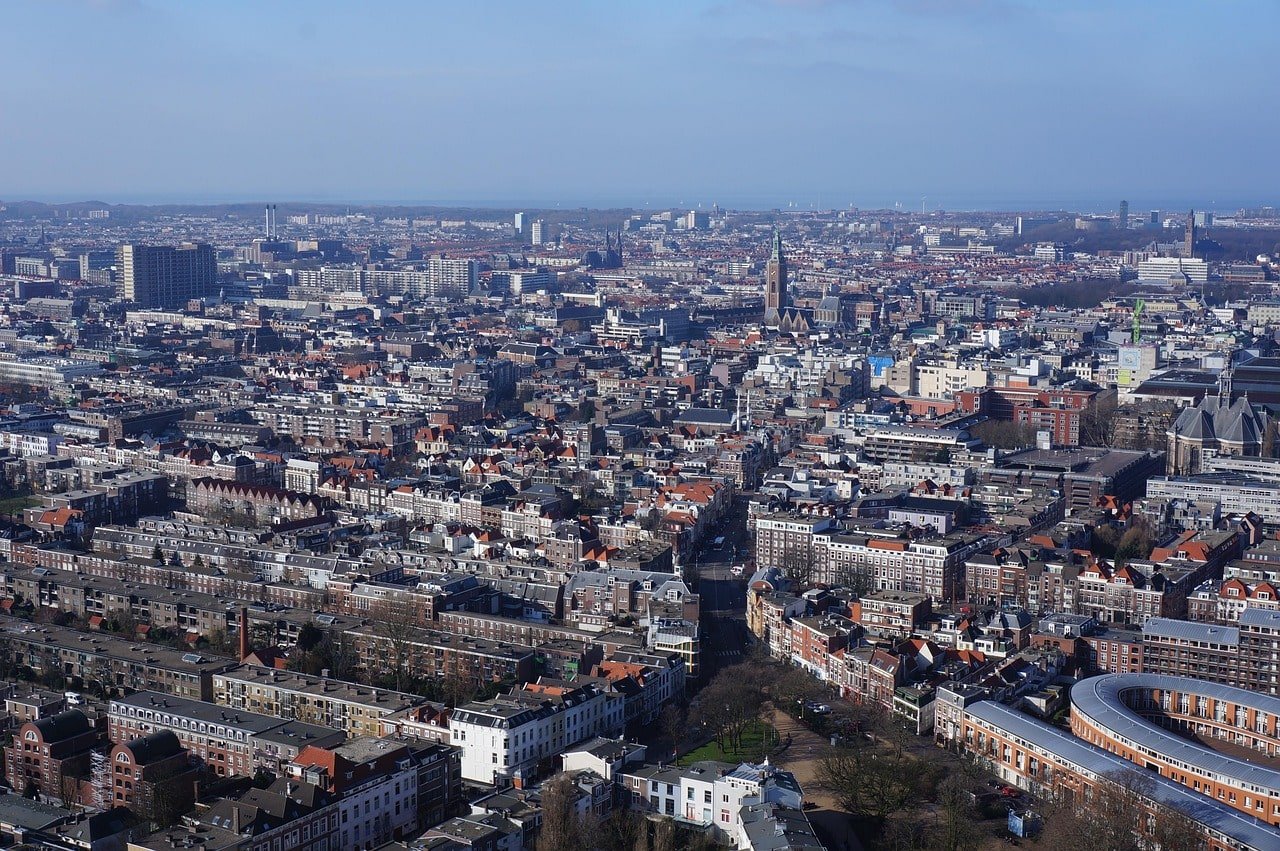 the-hague-1491554_1280-min.jpg