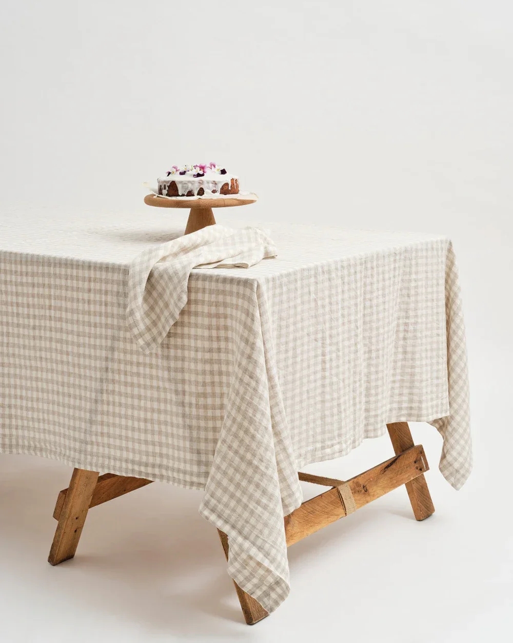 inspired-table-gingham-napkin_3.webp