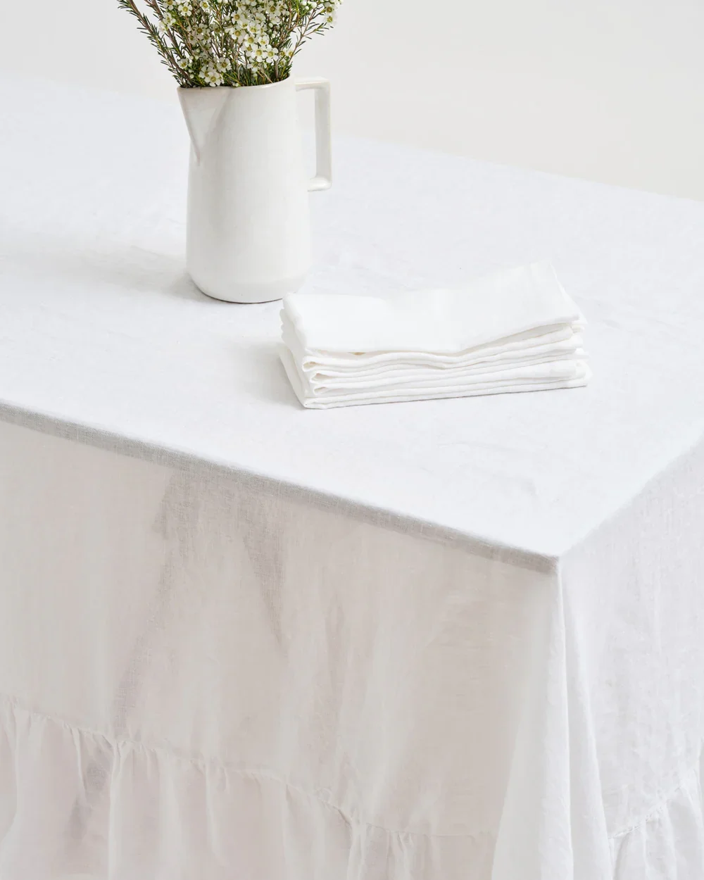 inspired-table-white-linen-napkin_1.webp