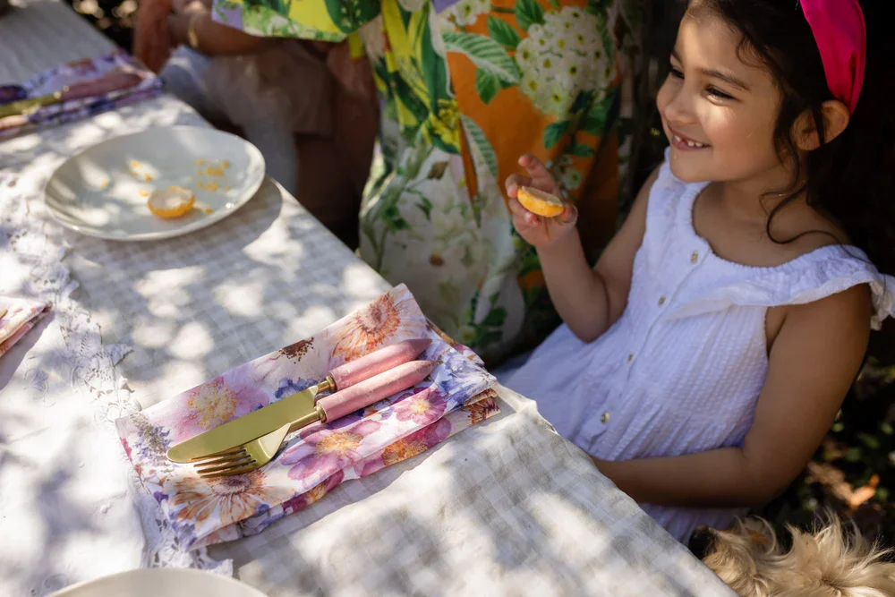 blooms-of-love-napkins_5.webp