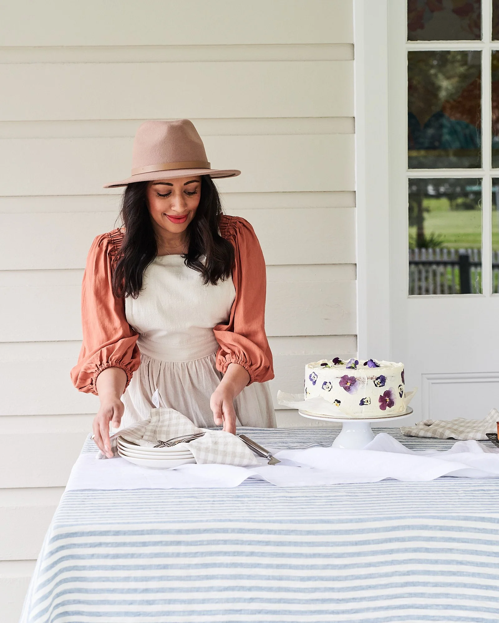 100% French Linen Flounce Table Runner