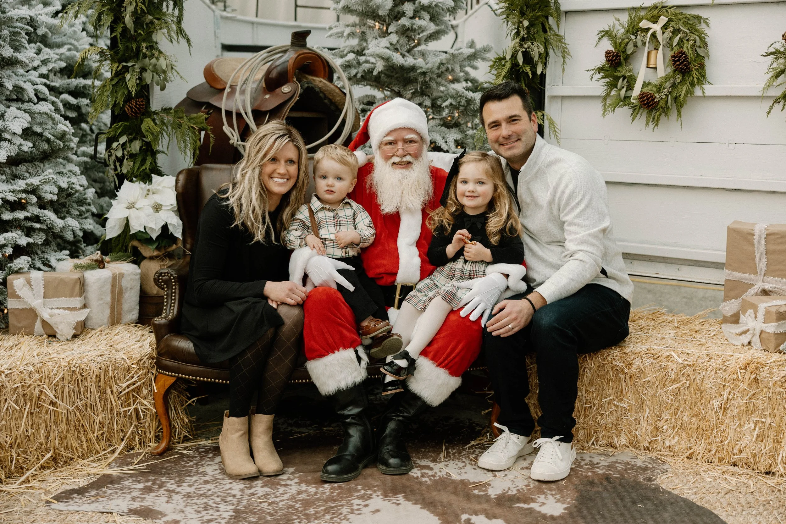 ginapaulson-2025-santa-RIDDLE-16.jpg
