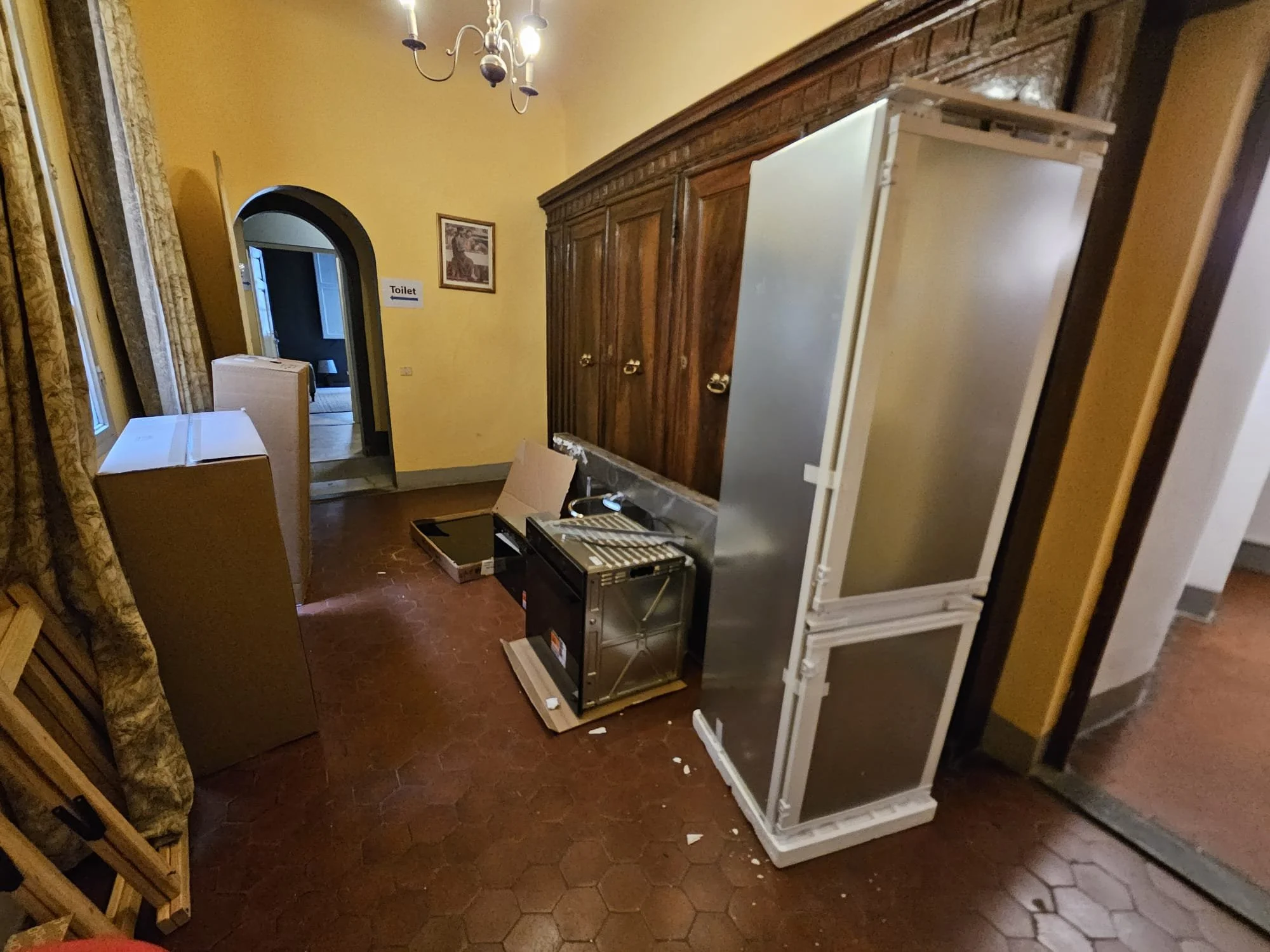 The new appliances for the kitchen have arrived