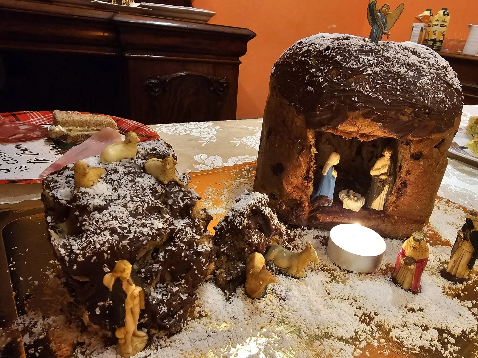 Penny made a beautiful Presepe, using a chocolate covered panatone and nativity figurines!