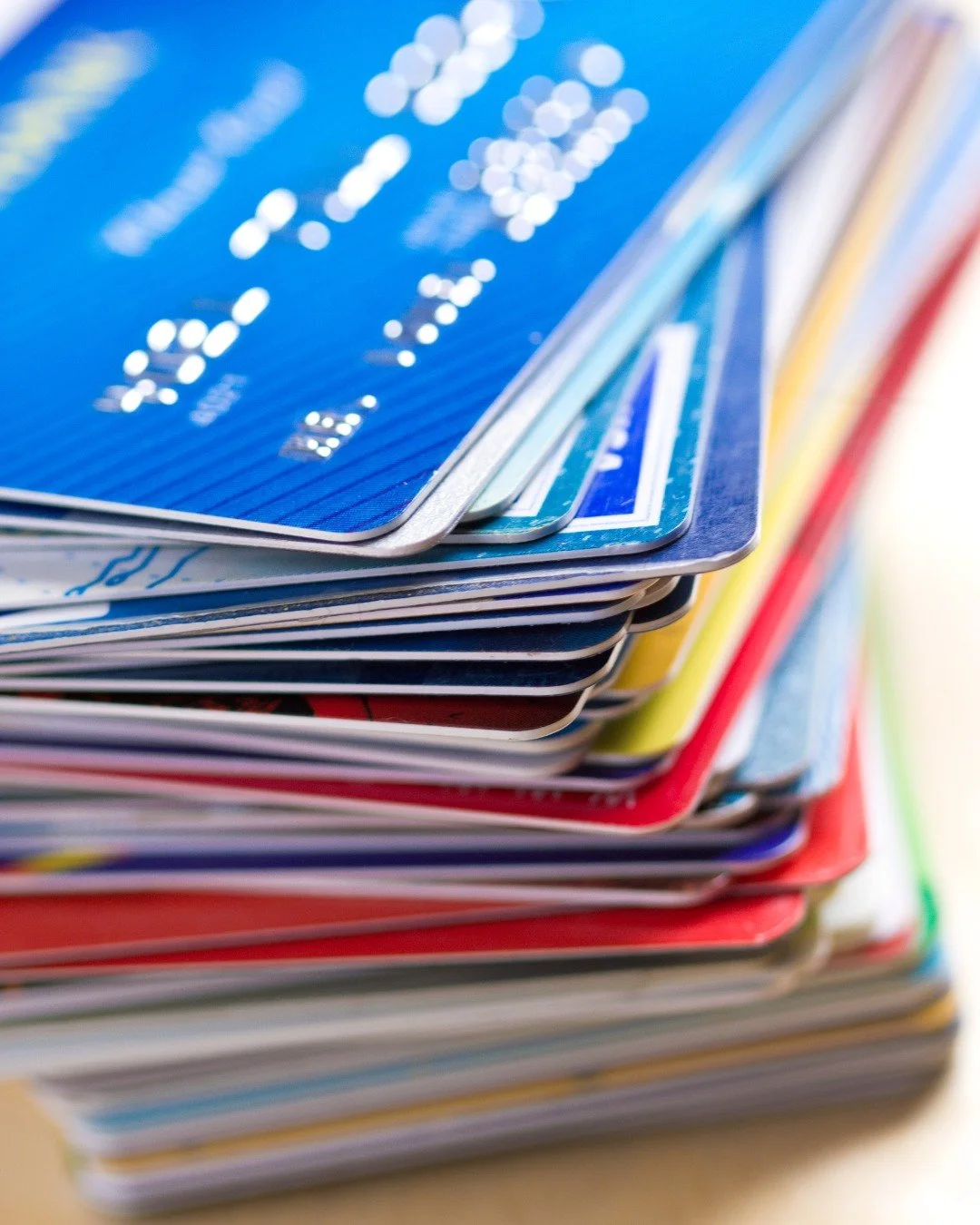 Heading into Christmas? A little spending strategy can go a long way.

As the festive season ramps up, many of us will be swiping our cards for gifts, travel and celebrations. But if you&rsquo;re thinking about buying a home or refinancing early next