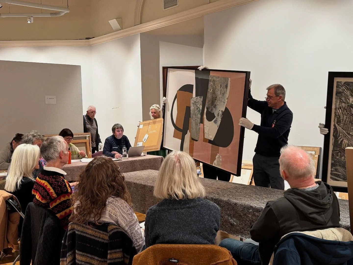 Selection day @bathsocietyofartists Thank you to everyone who has submitted, it’s been a great year, difficult decisions. Results on Tuesday pm. #whatsoninbath #victoriaartgallery #bathart