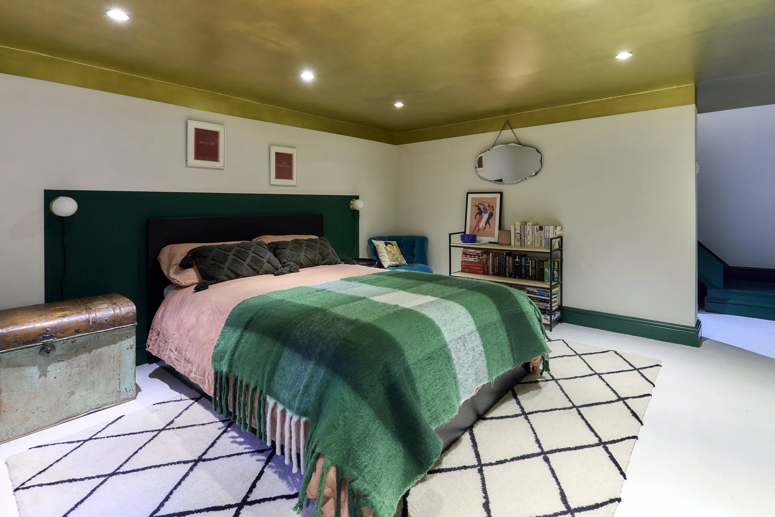 Pink-Chip-Studio0006 1.jpg