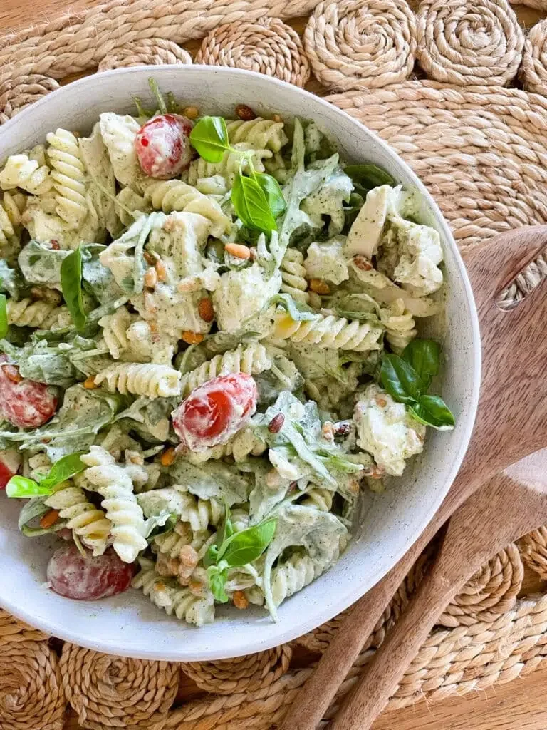 Creamy Pesto Pasta Salad