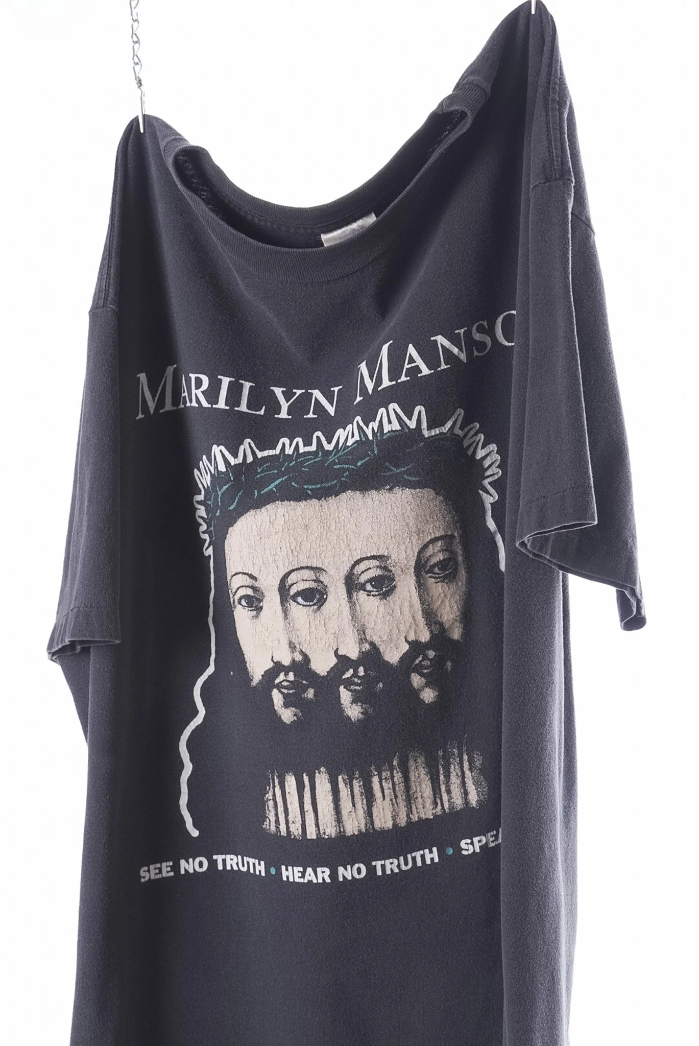 manson believe-03.jpg