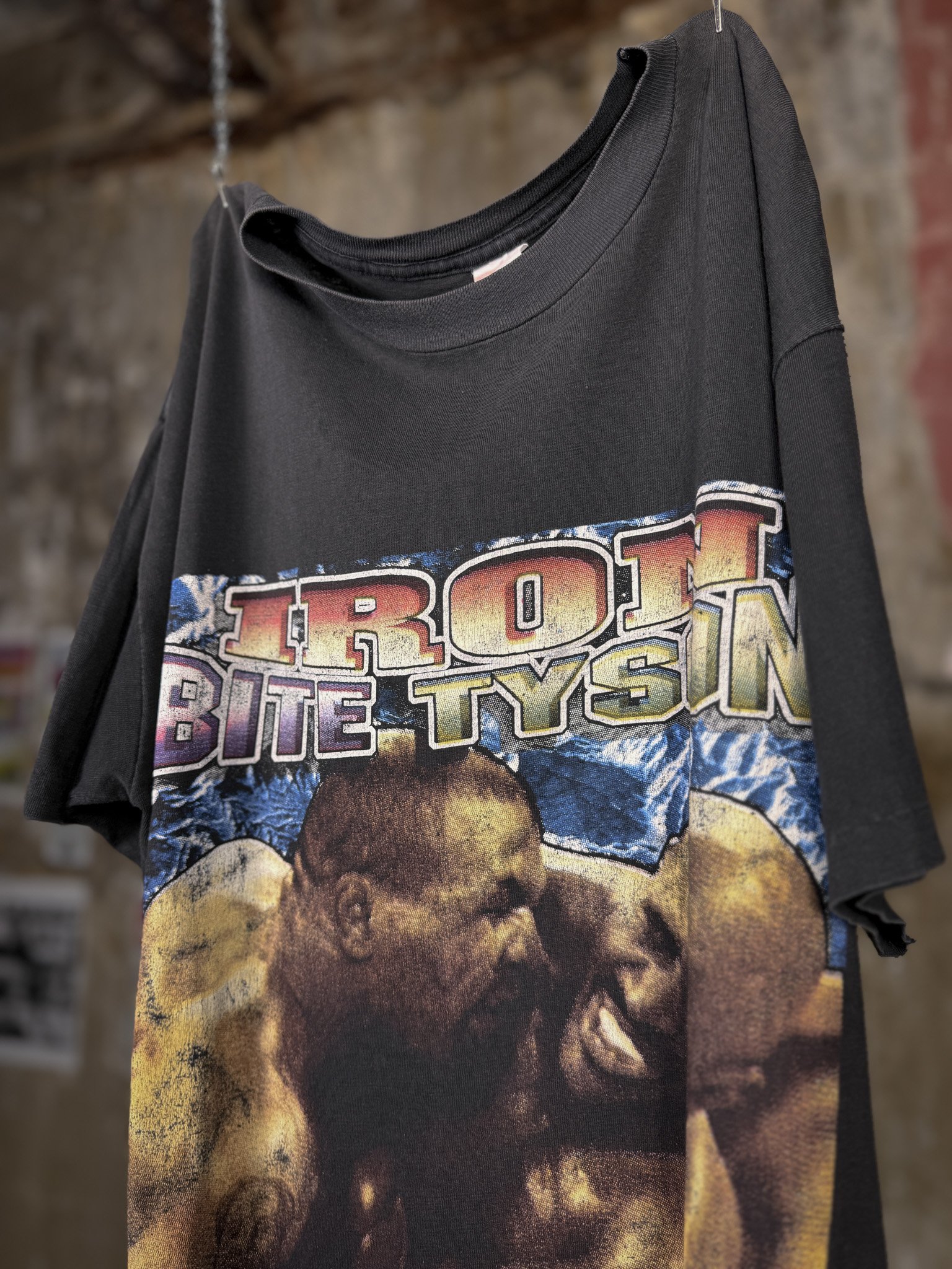 bite it-05.jpg