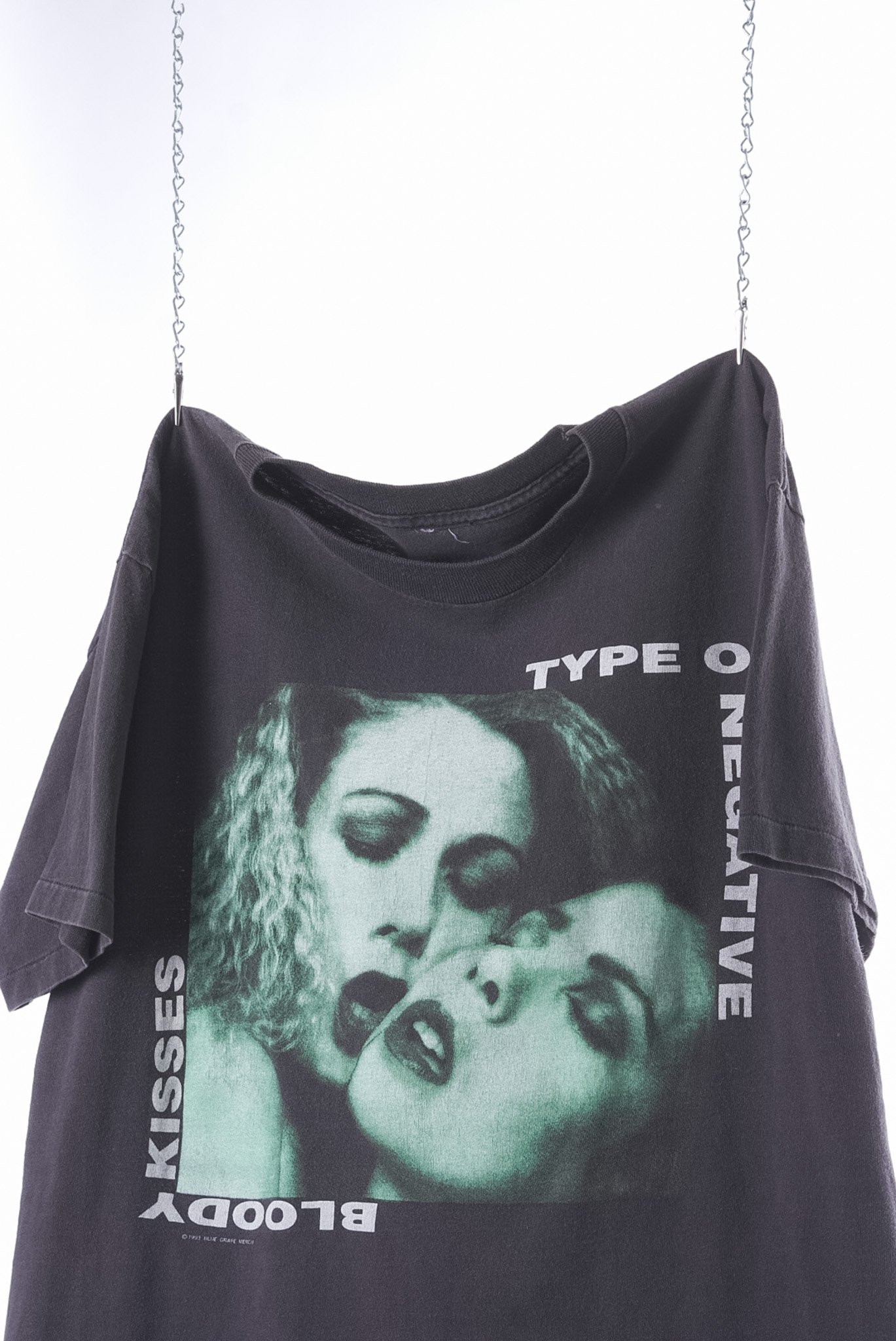 type o bloody kisses -05.jpg