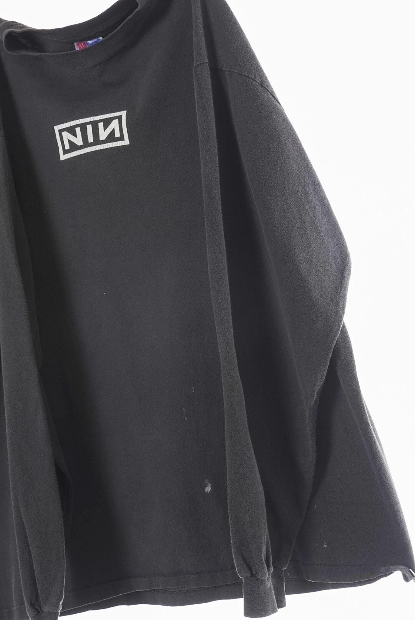 nin long sleeve-05.jpg