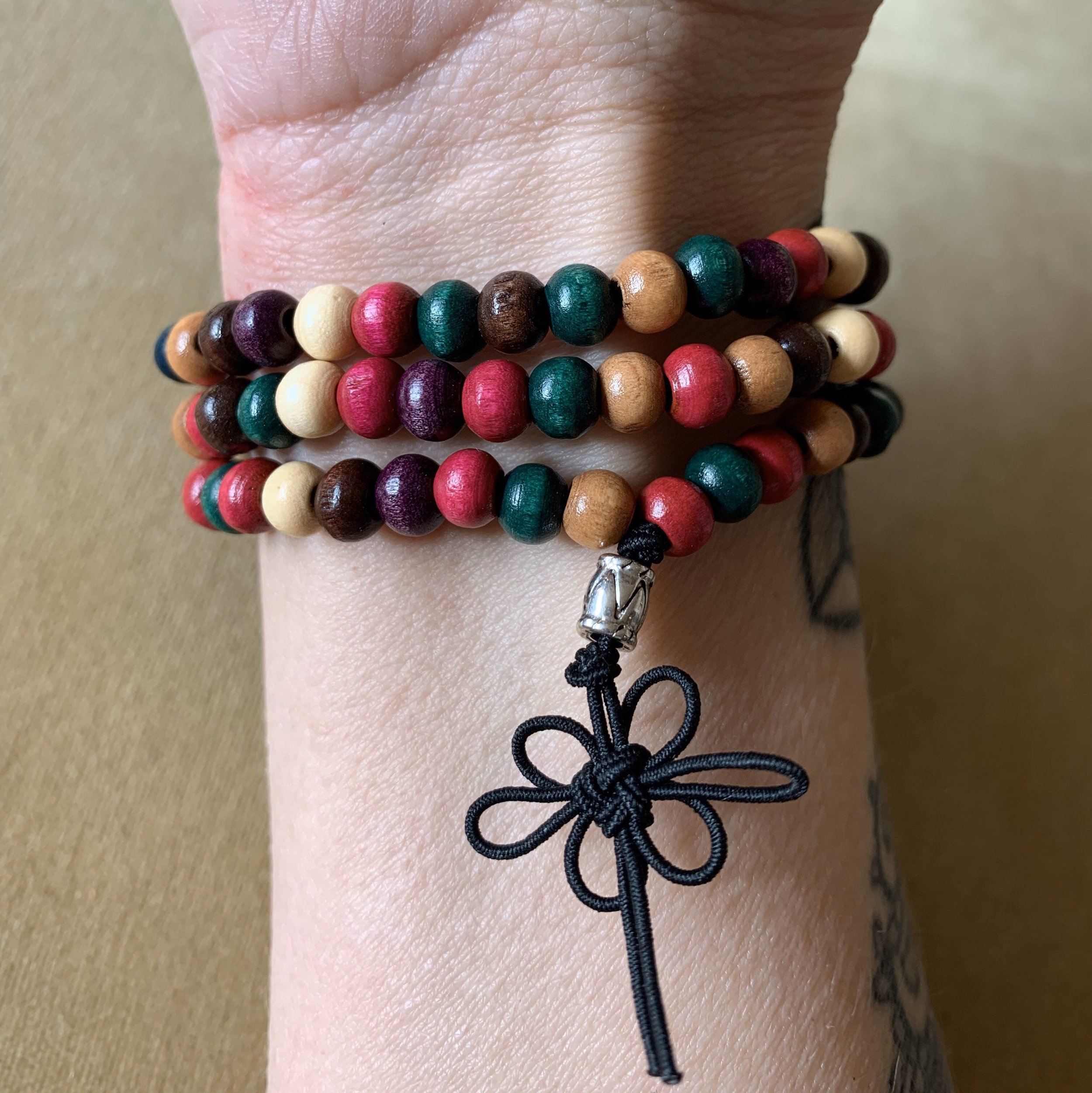 https://i.etsystatic.com/6993516/r/il/24f204/2231577347/il_fullxfull.2231577347_c3za.jpg