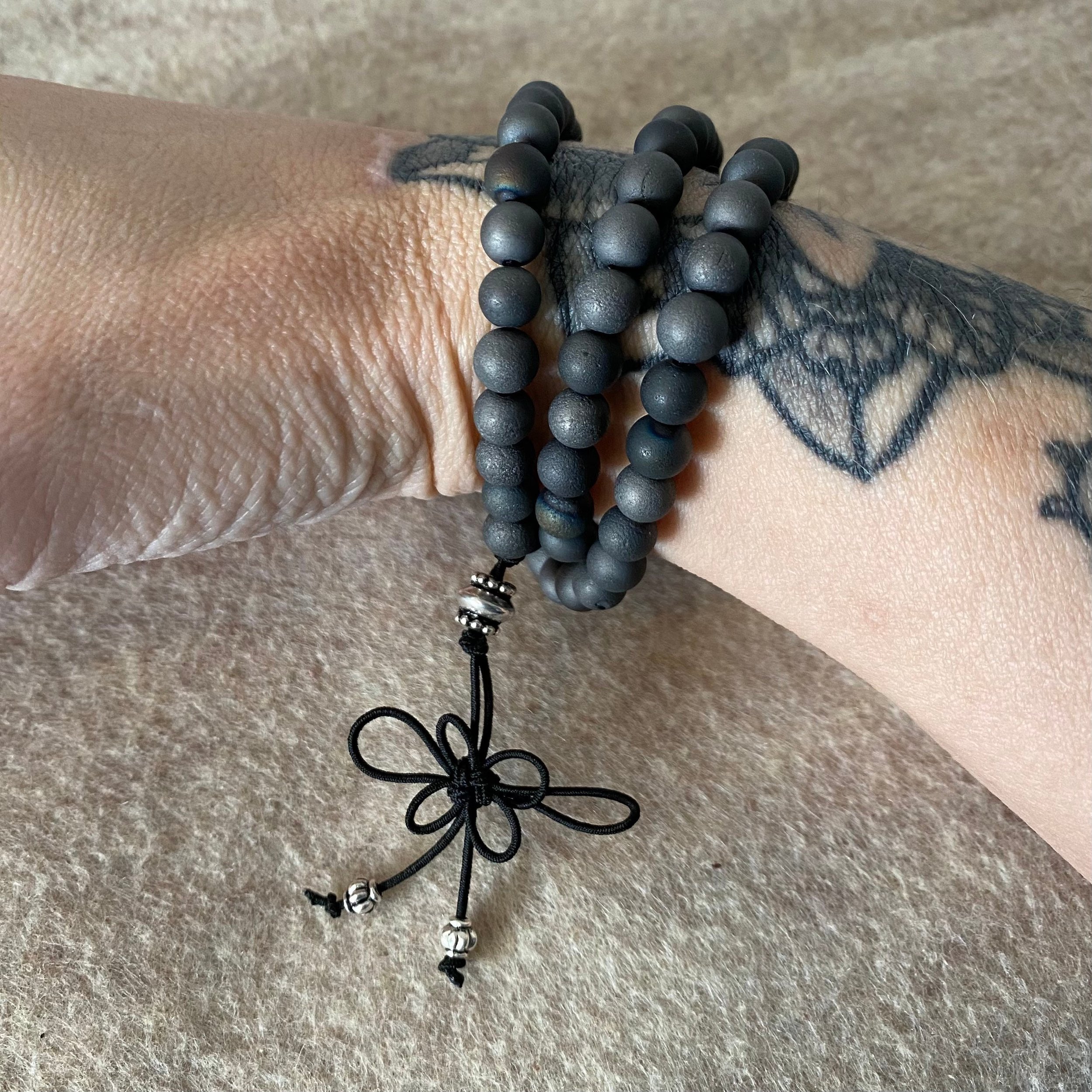 https://i.etsystatic.com/6993516/r/il/43f8c0/3701858248/il_fullxfull.3701858248_pqjn.jpg