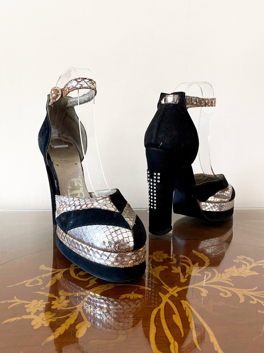 DIVERSION Terry de Havilland London 1975